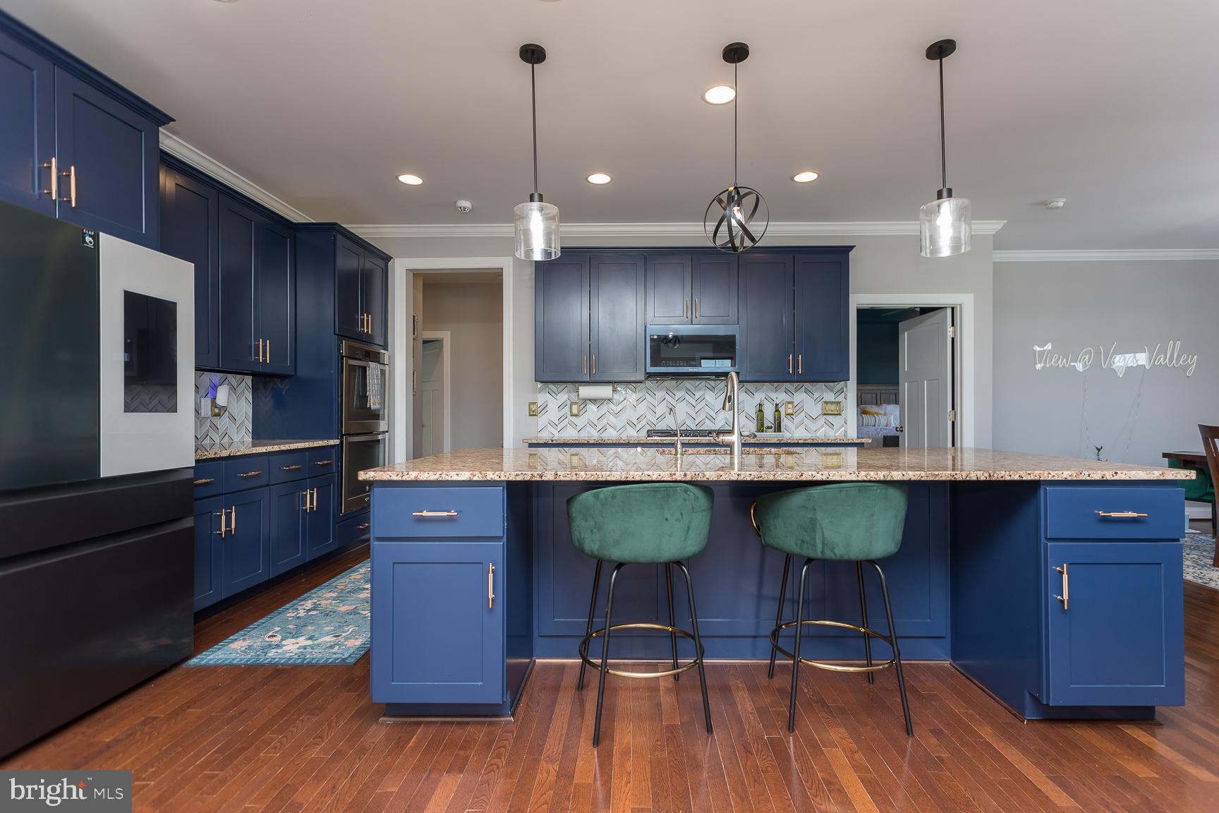 PRESTON LAKE - Residential