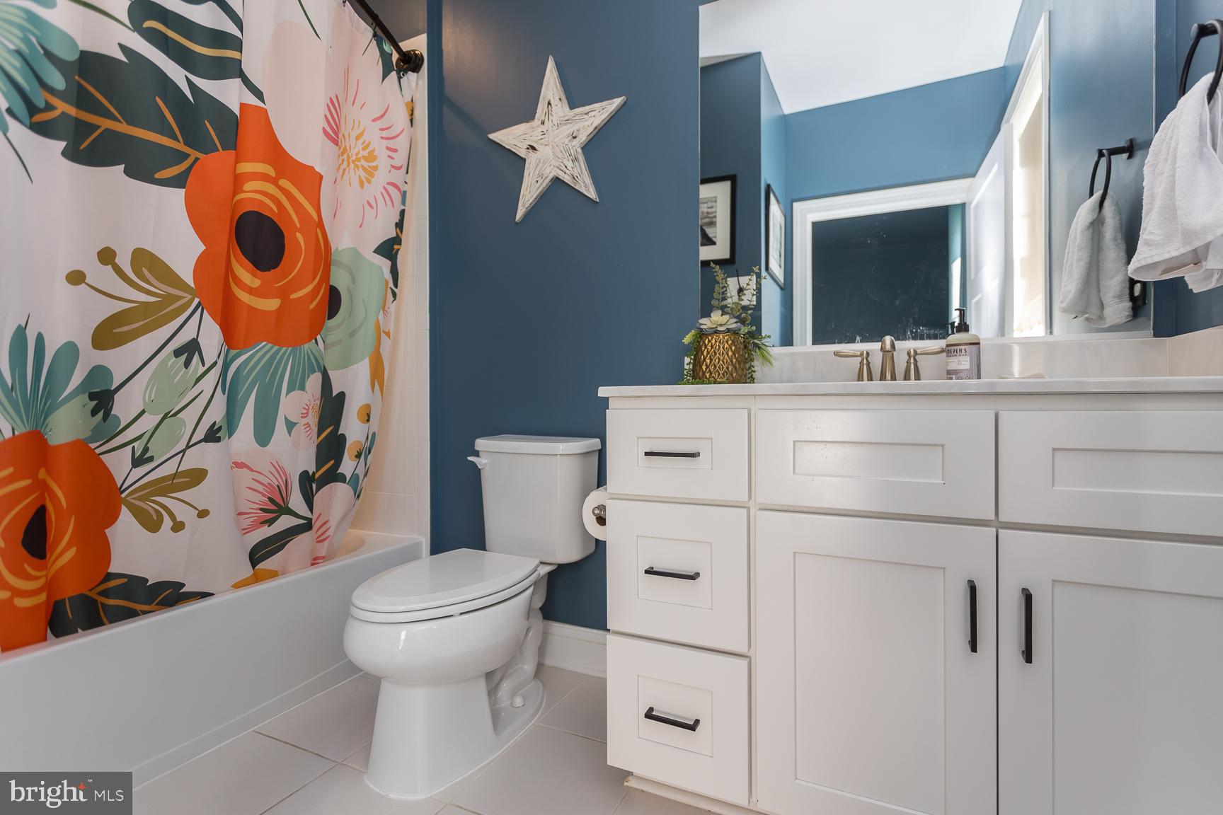 PRESTON LAKE - Residential