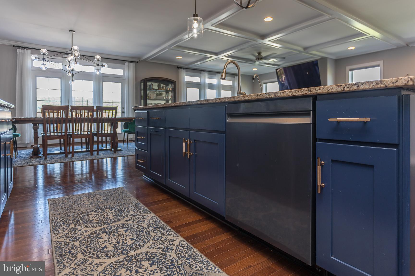 PRESTON LAKE - Residential