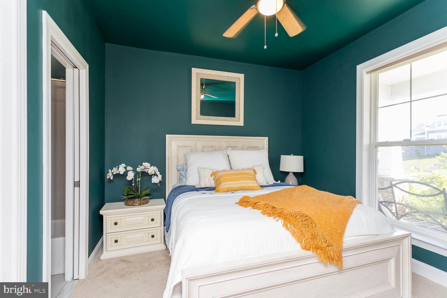 PRESTON LAKE - Residential