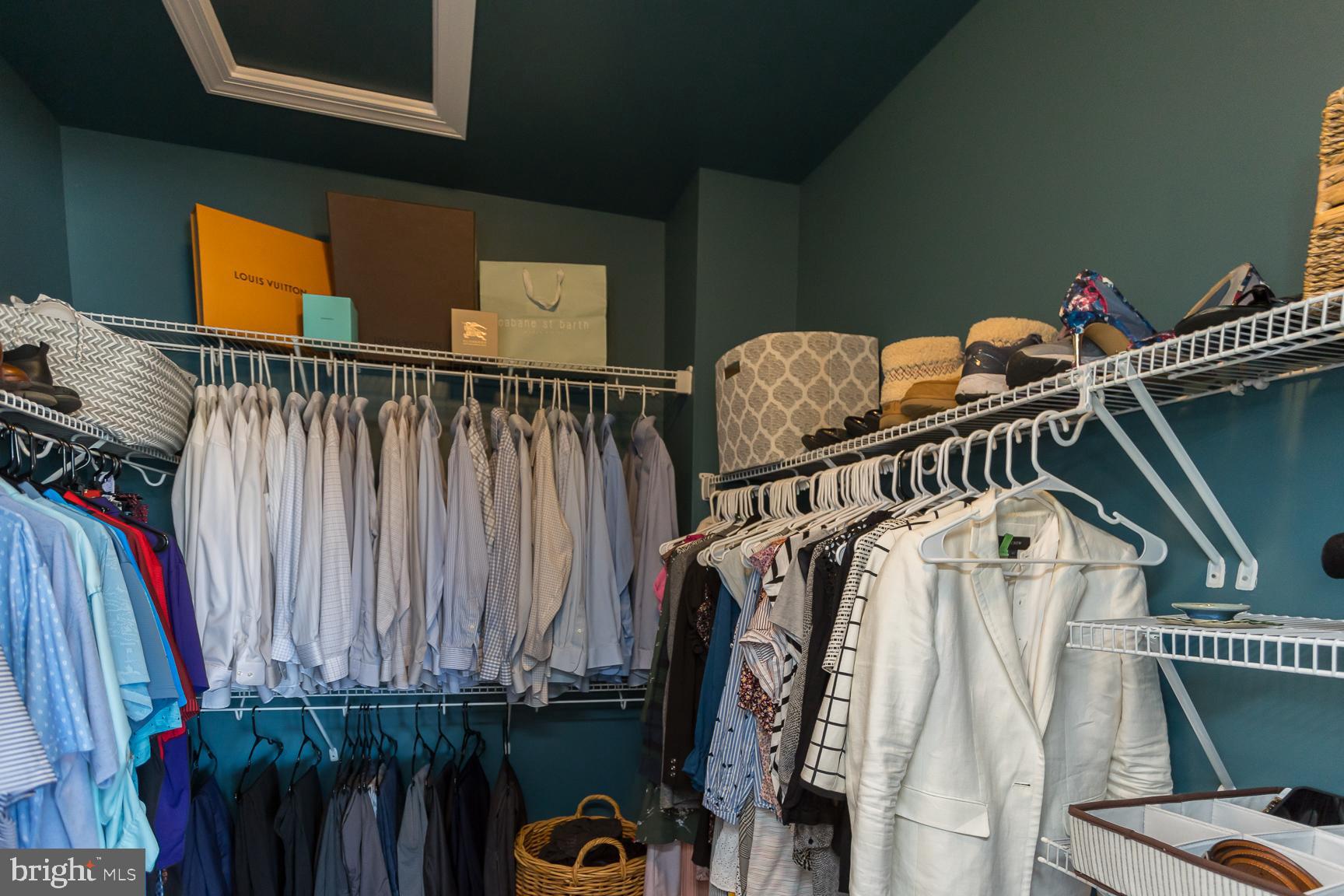 PRESTON LAKE - Residential