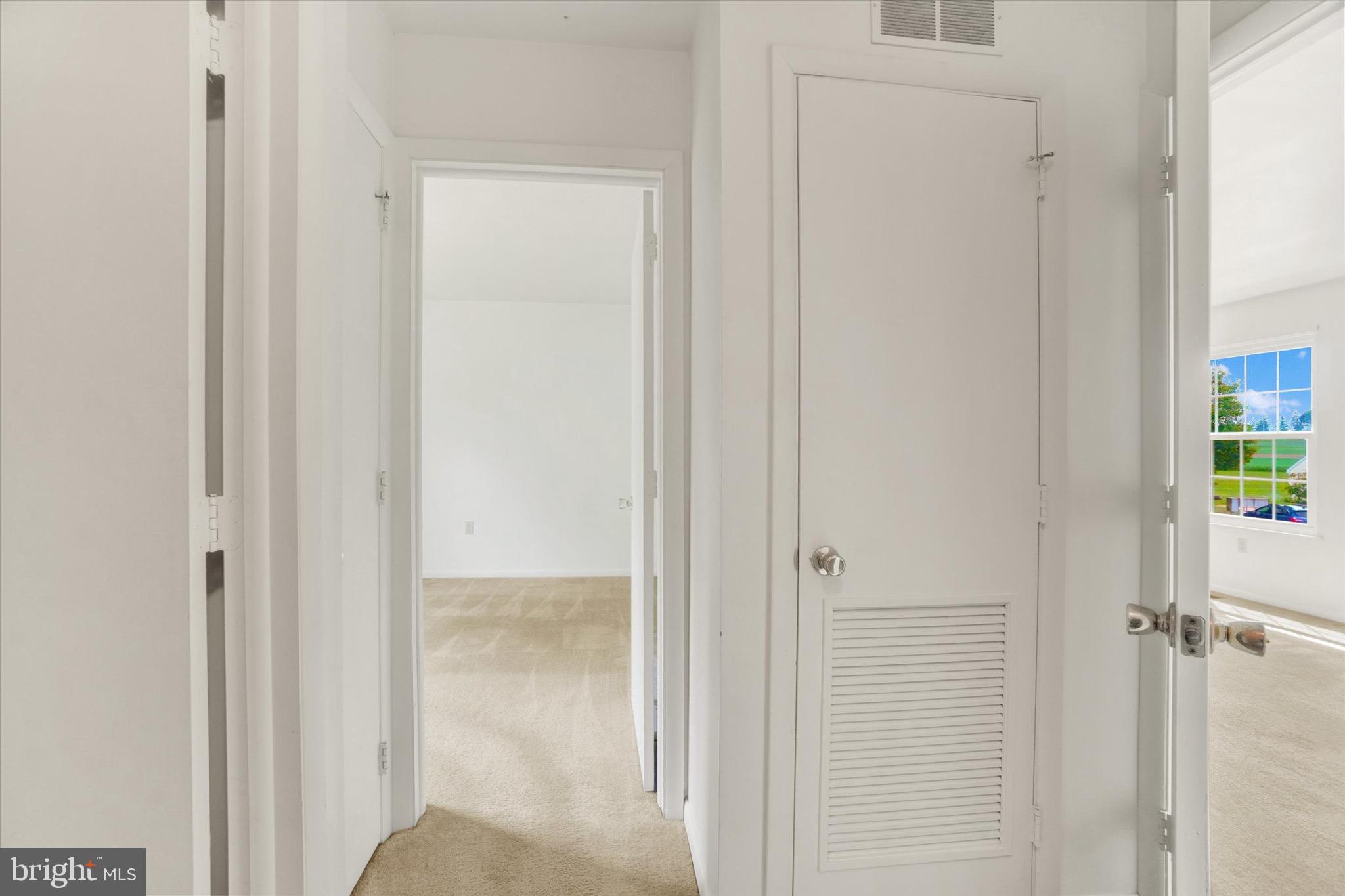 LEXINGTON WOODS - Residential