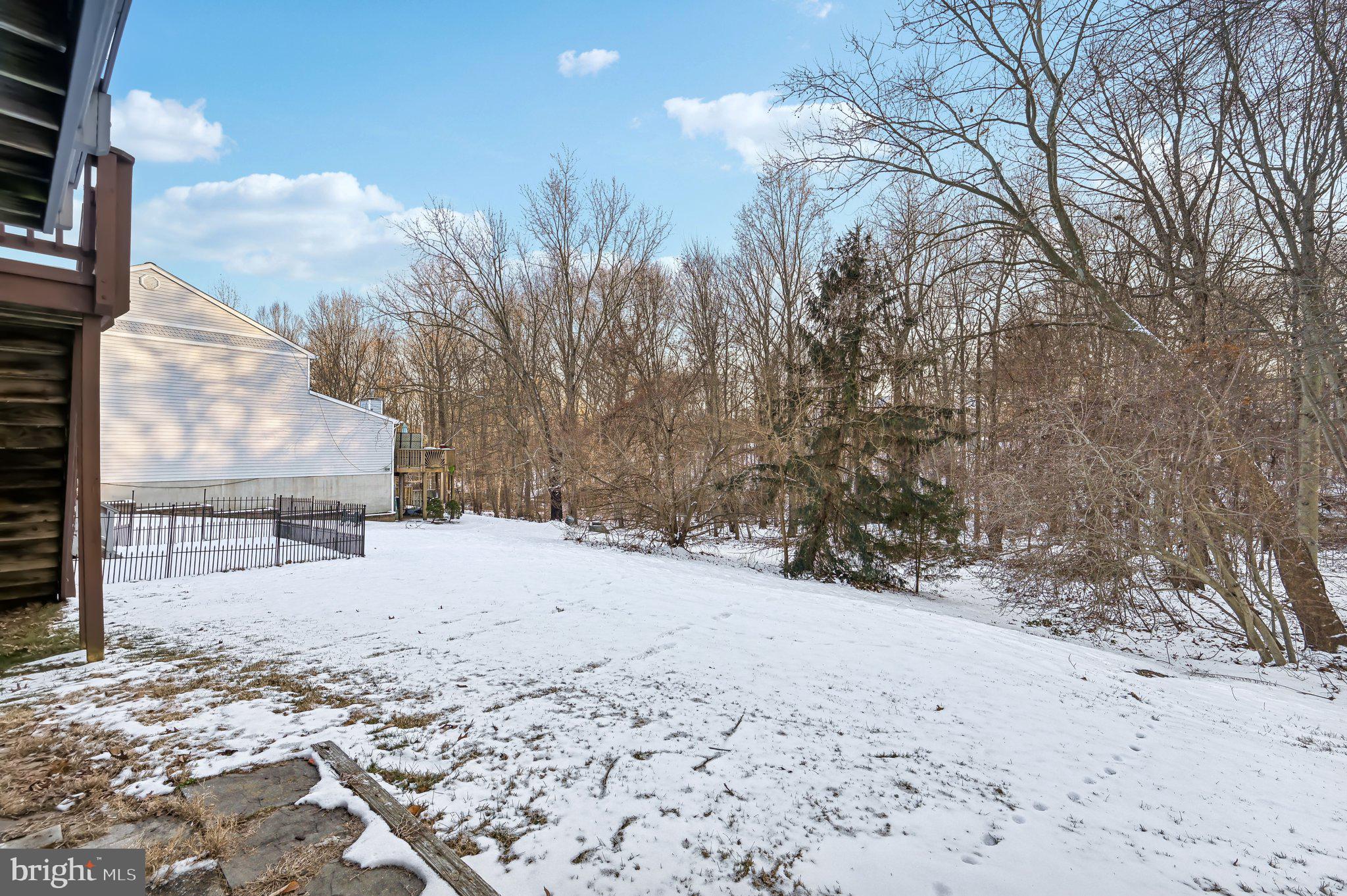 BRISTOL FOREST - Residential