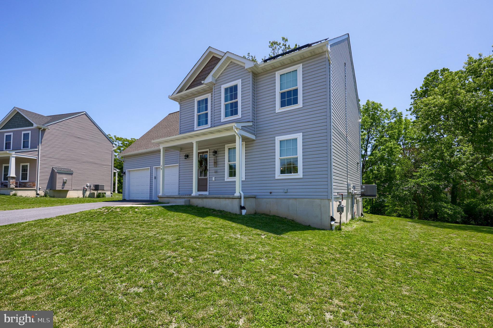 19 TENNYSON DRIVE