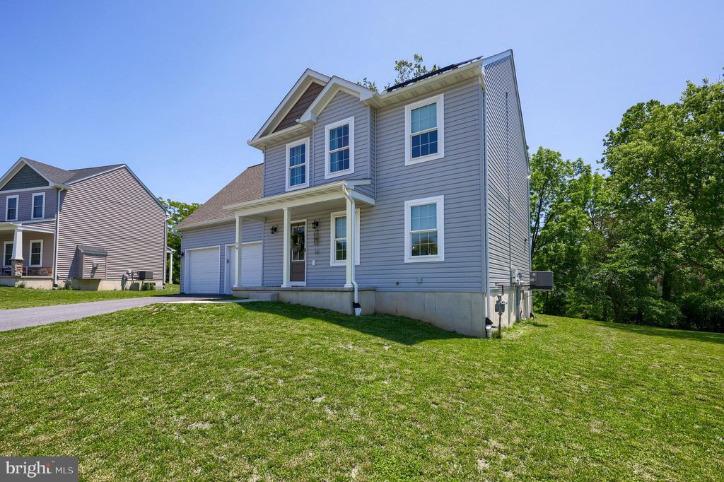 Photo of 19 Tennyson Drive, LANCASTER, PA 17602 (MLS # PALA2070052)