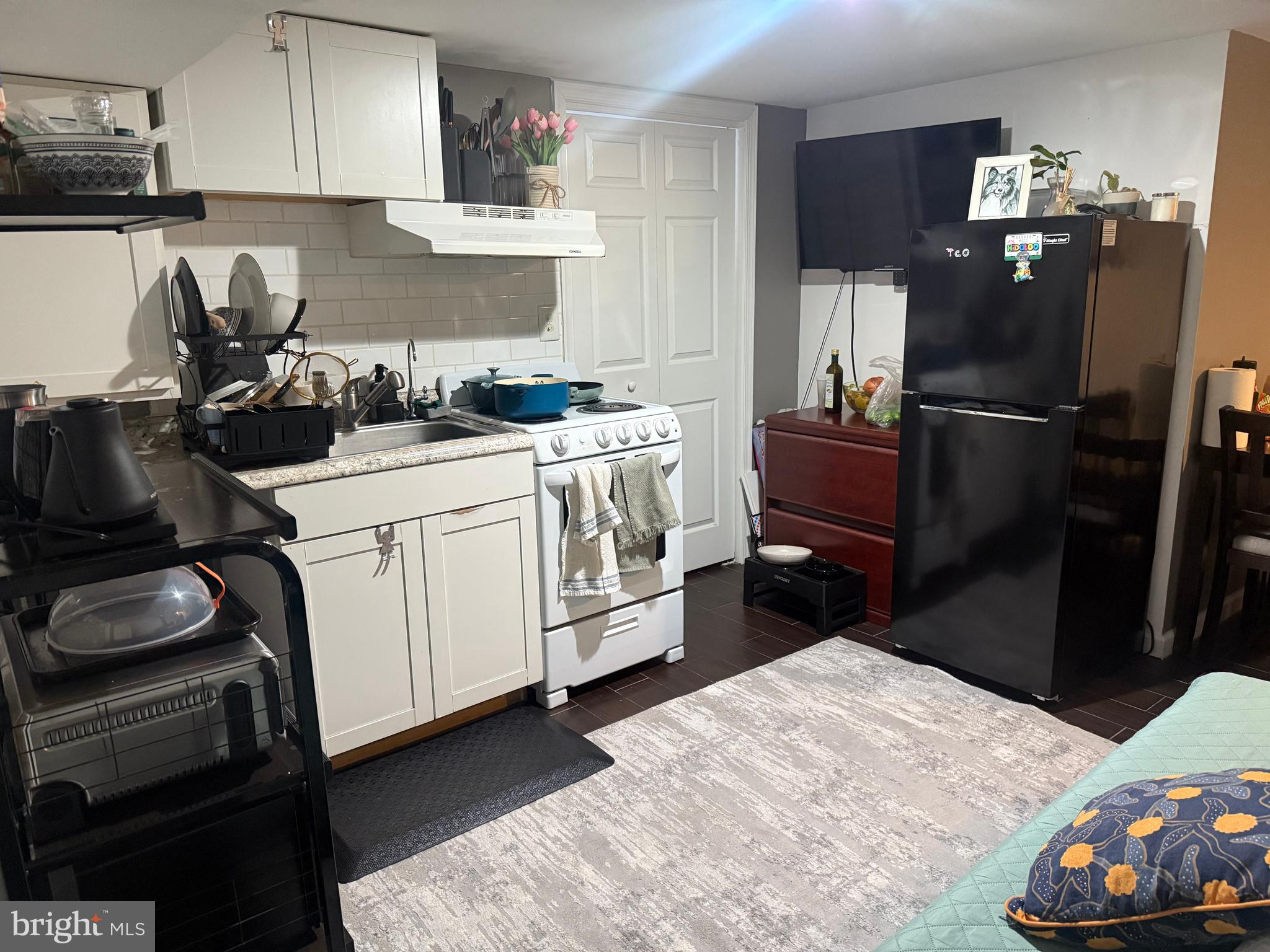 DEFENSE HEIGHTS - Residential