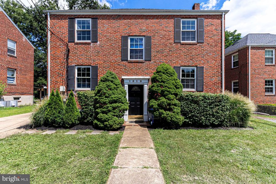 Tucked away in the leafy and desirable Cherrydale neighborhood, yet only about 5 blocks from Ballston Metro, this well lit unit has 2 Bedrooms, gorgeous brand new LVP floors which look like fresh wood, a new Bathroom, and a kitchen (with granite countertops and white cabinets) open to the family room.

Applicants should have a credit score of 725 or higher. Main listing agent is also the owner. 

Please schedule appointments through showingtime, and/or by calling the showing contact (not the lead agent). Please submit applications to Circle Property Management.
Listing agent is also the owner and landlord