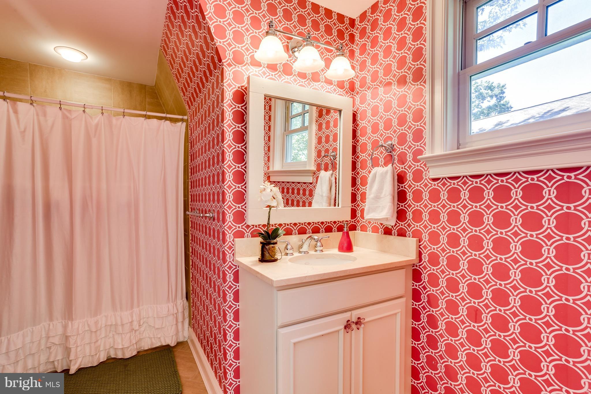 WARDOUR - Residential