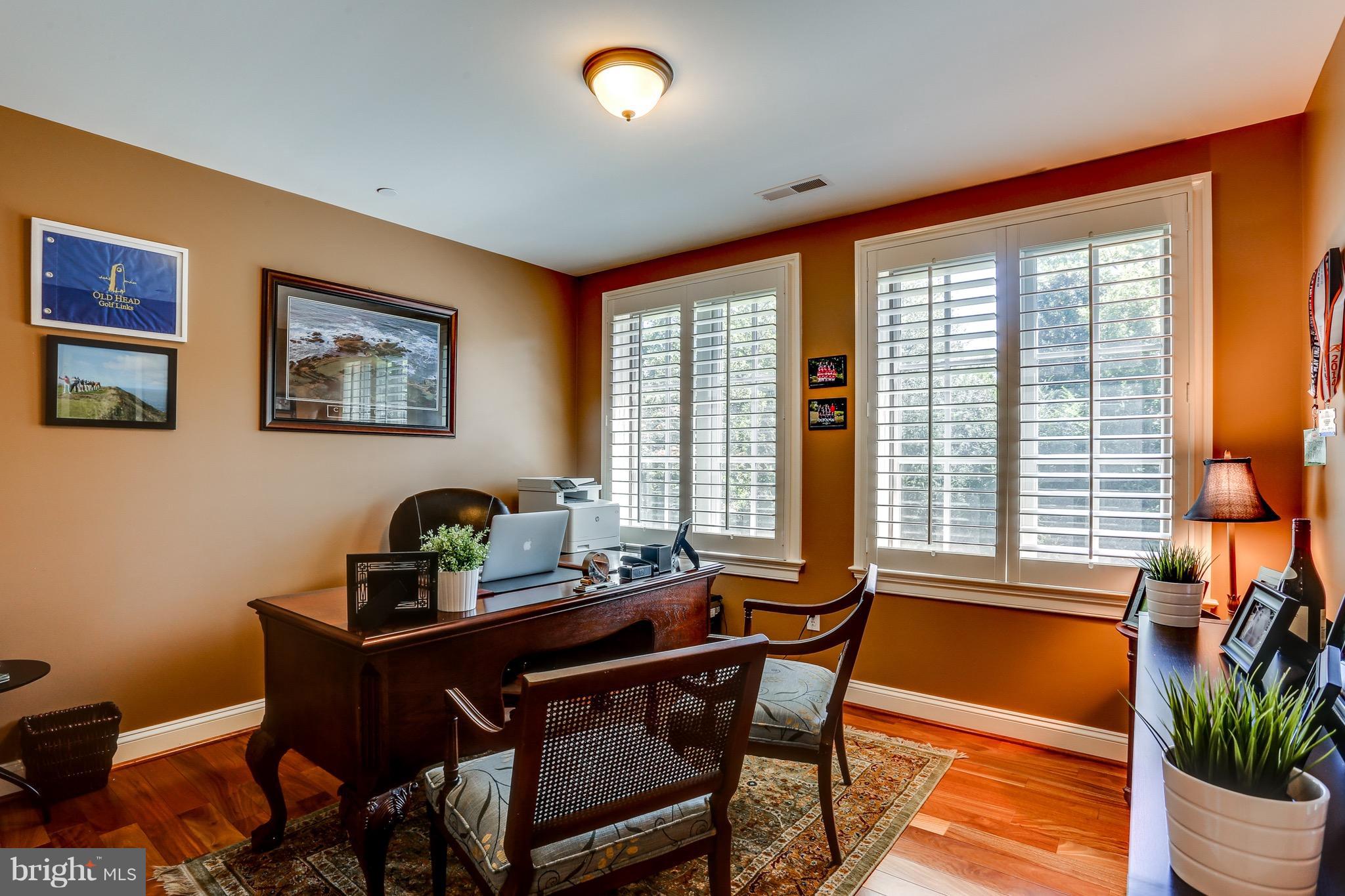 WARDOUR - Residential