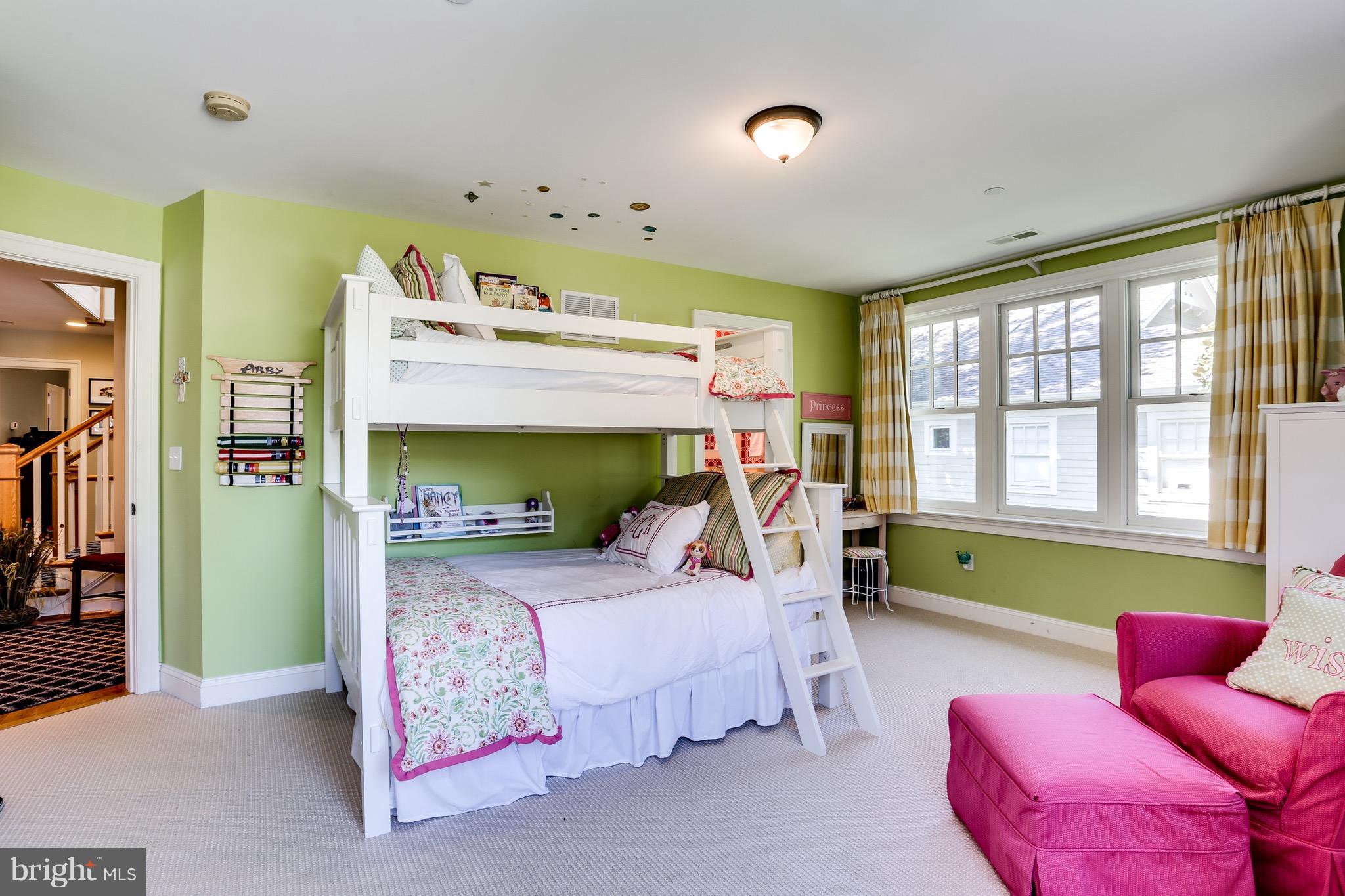 WARDOUR - Residential