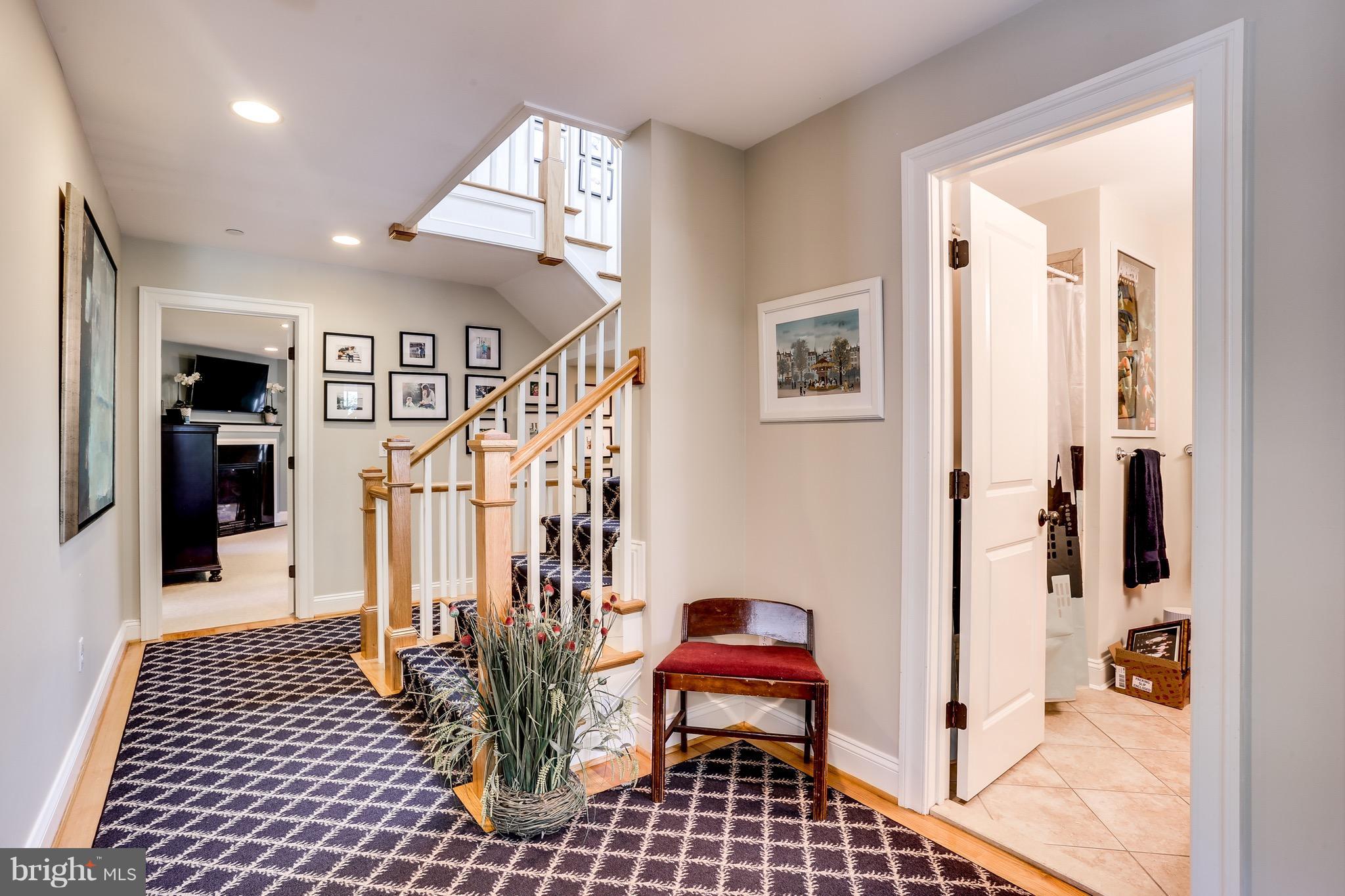 WARDOUR - Residential