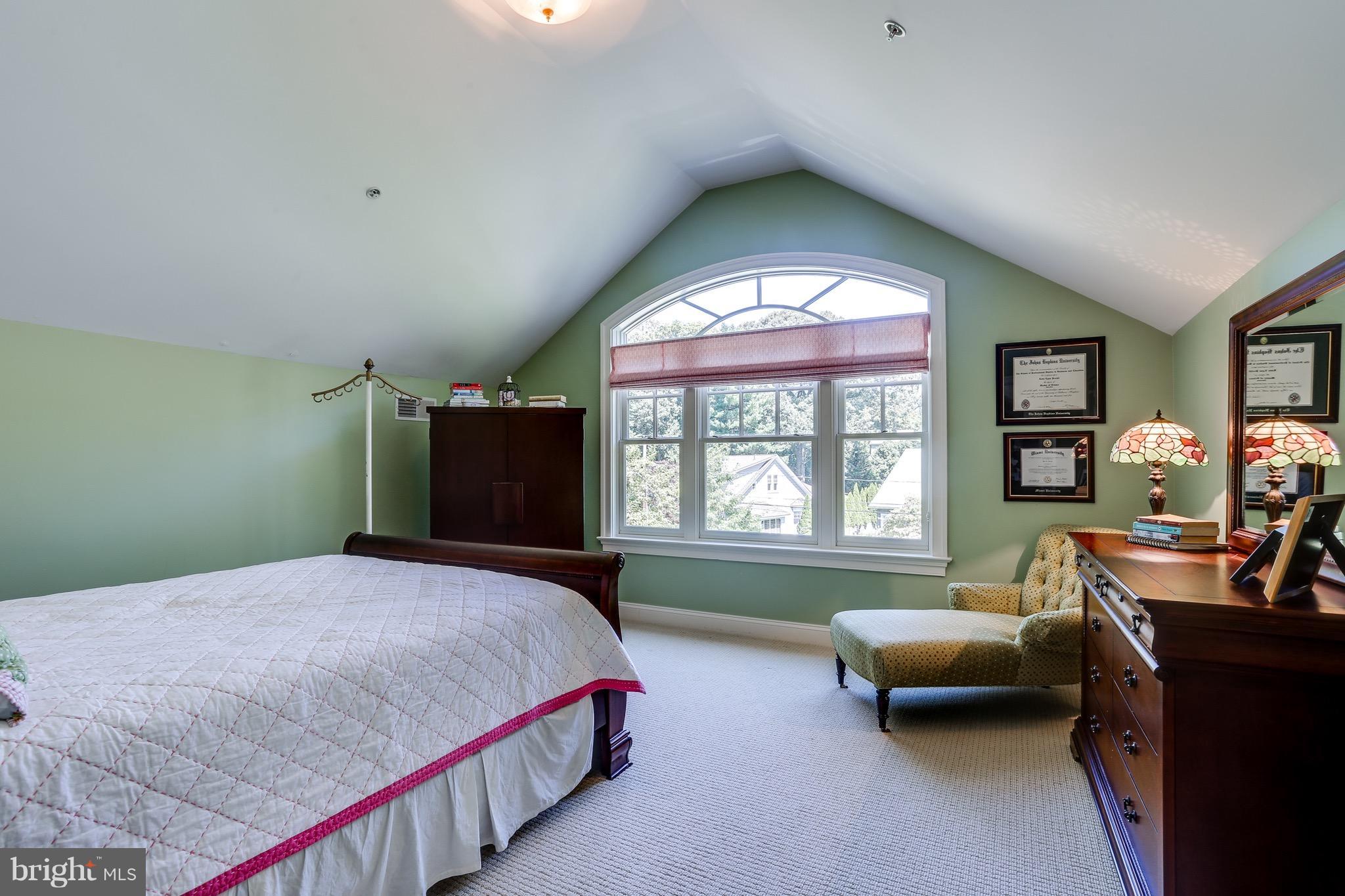 WARDOUR - Residential