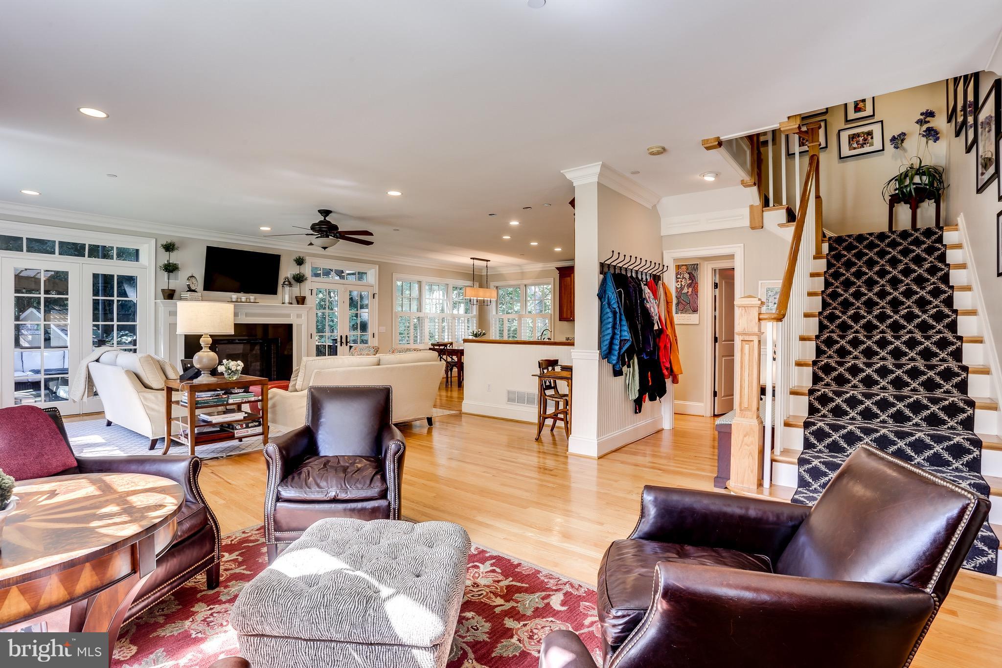 WARDOUR - Residential