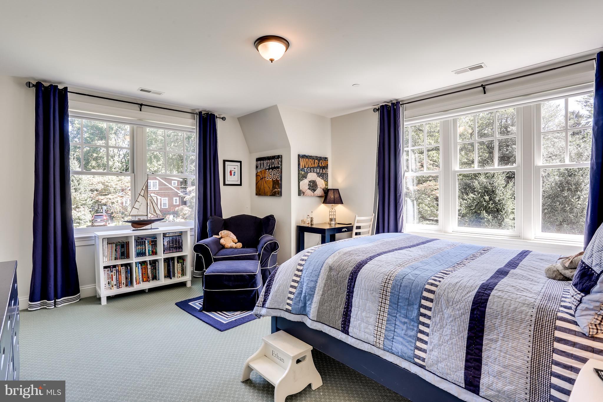 WARDOUR - Residential