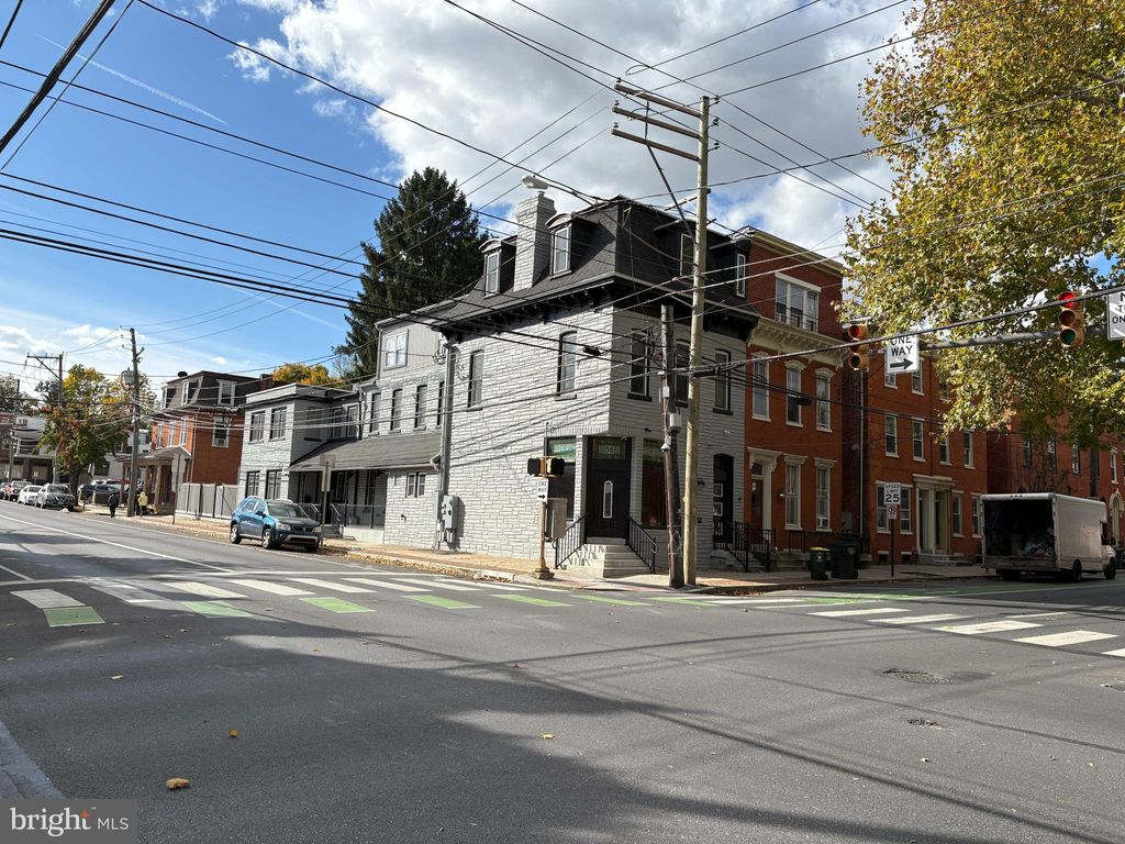 Photo of 158 E Walnut Street, LANCASTER, PA 17602 (MLS # PALA2058796)