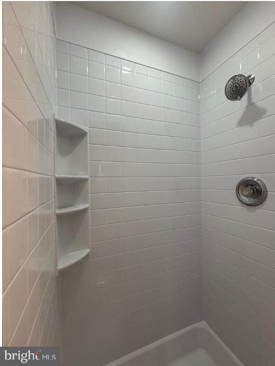 WOODMOOR ESTATES - Residential
