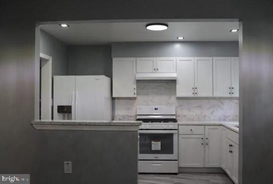 WOODMOOR ESTATES - Residential