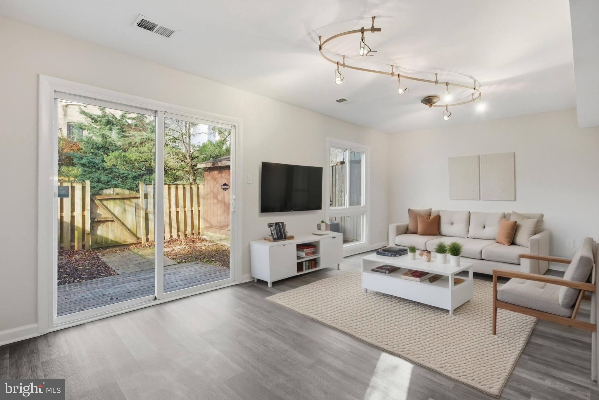 3054 MISSION SQUARE DRIVE