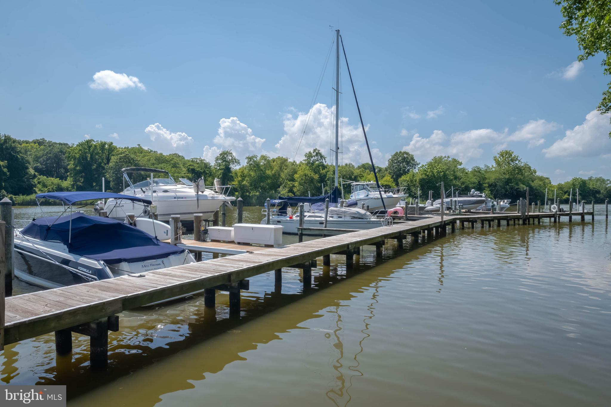 FAIRWINDS - Residential