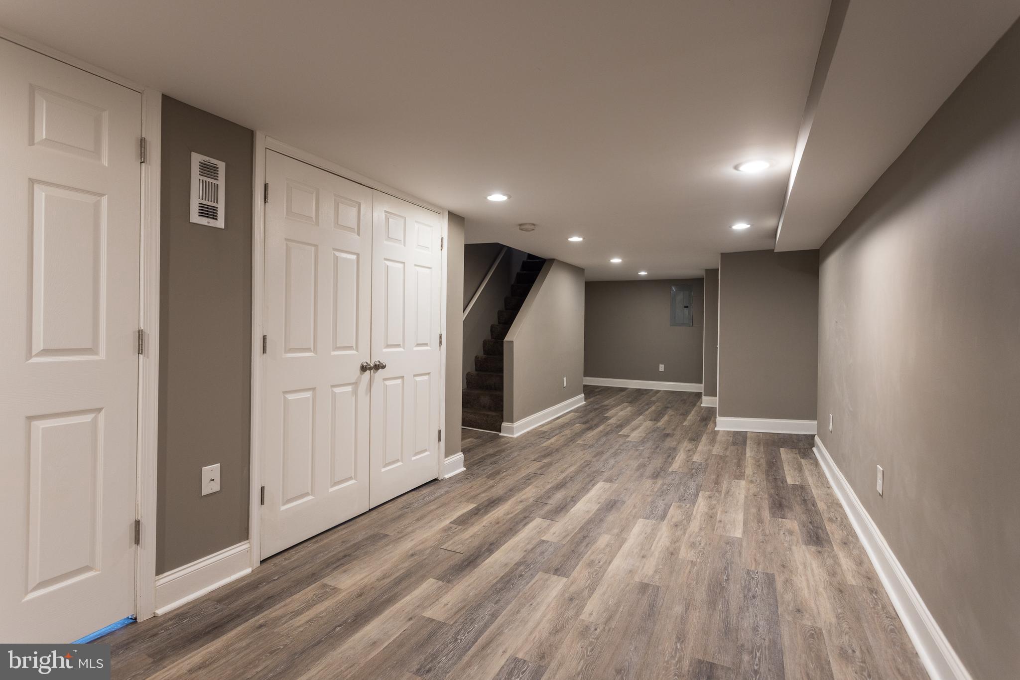 KENSINGTON - Residential