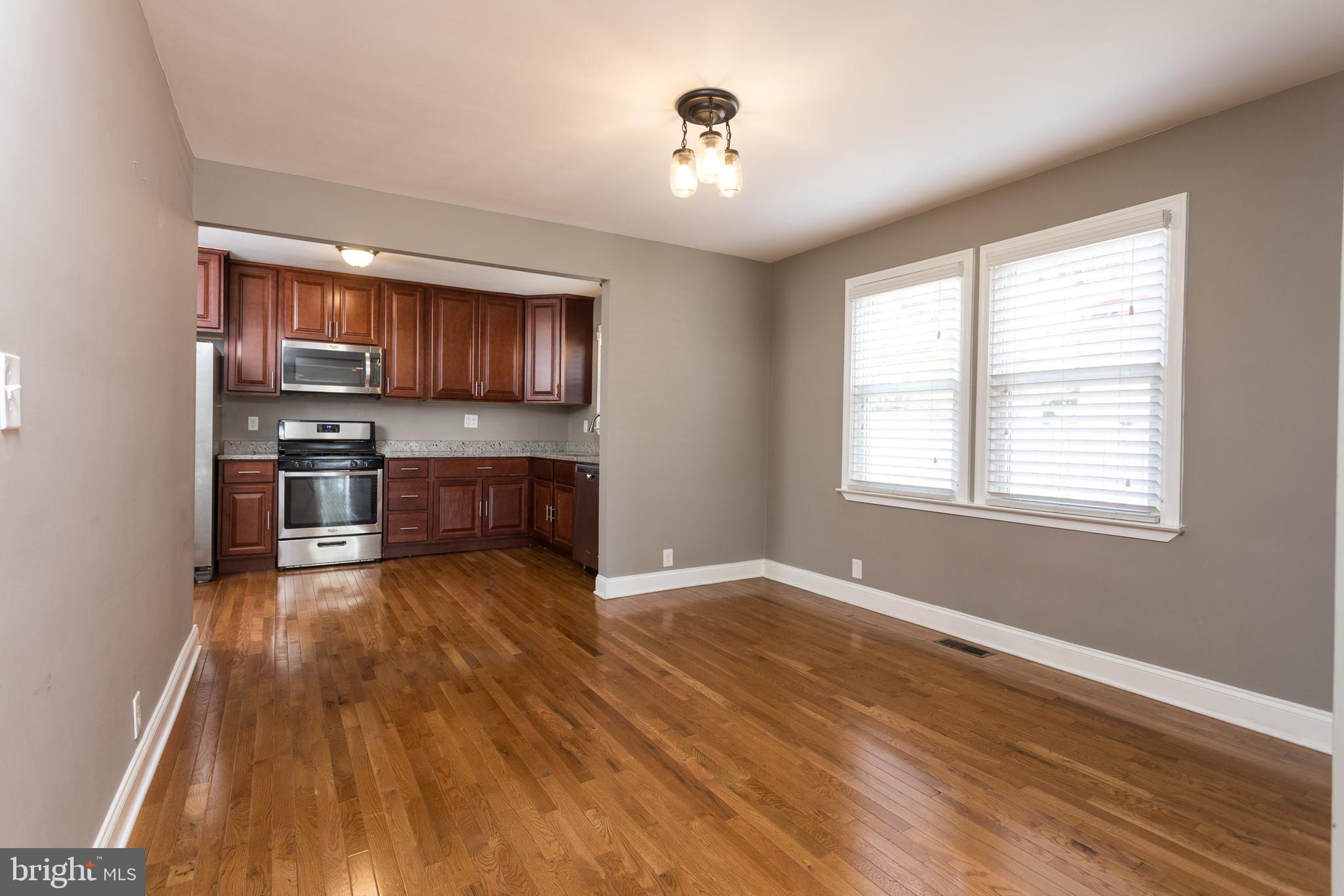KENSINGTON - Residential