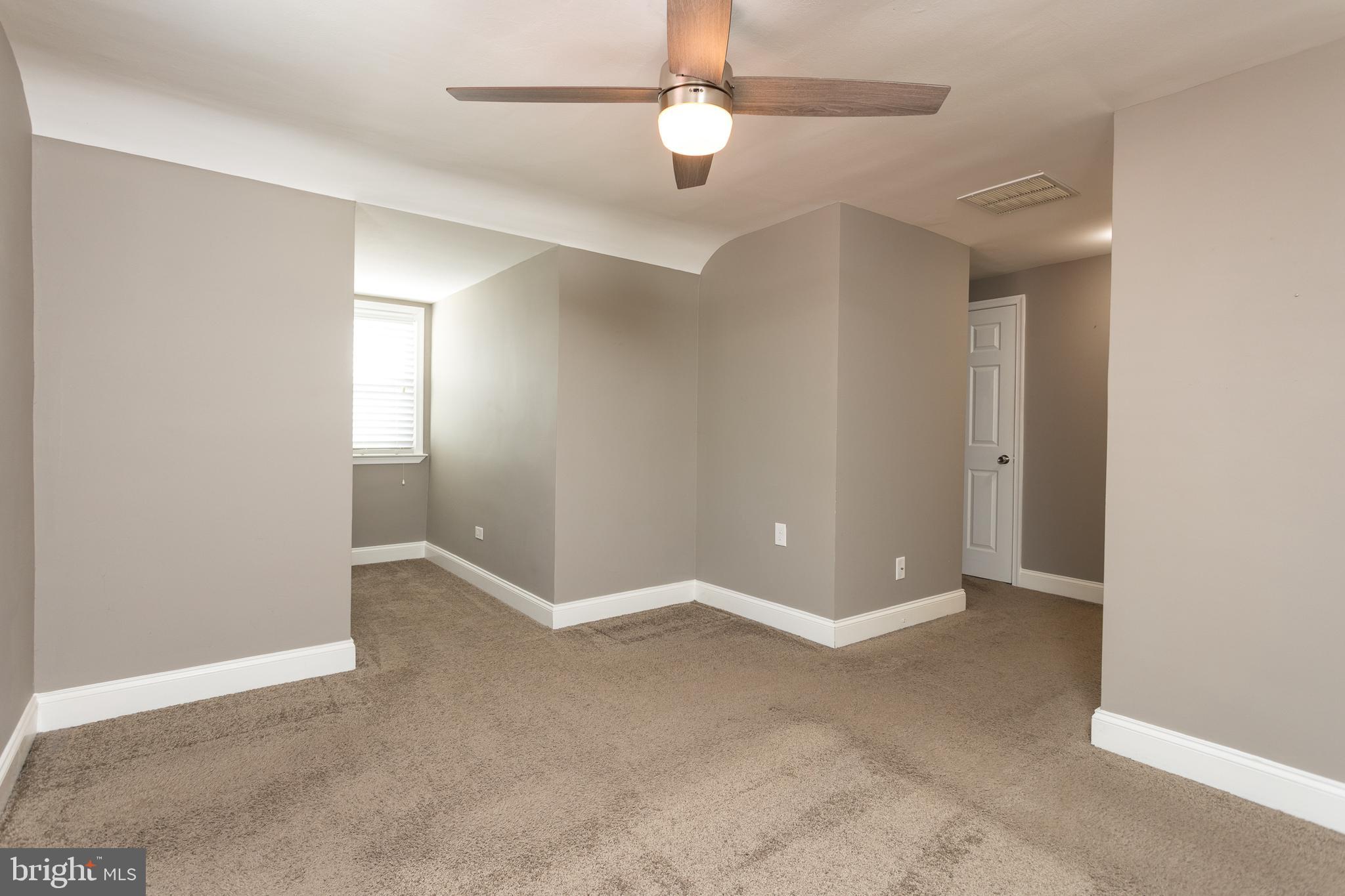 KENSINGTON - Residential