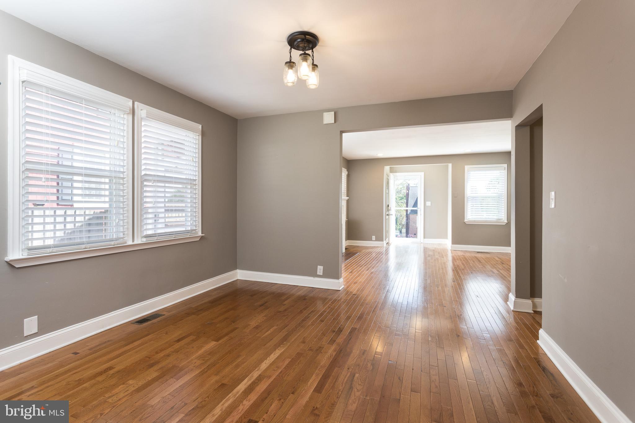 KENSINGTON - Residential