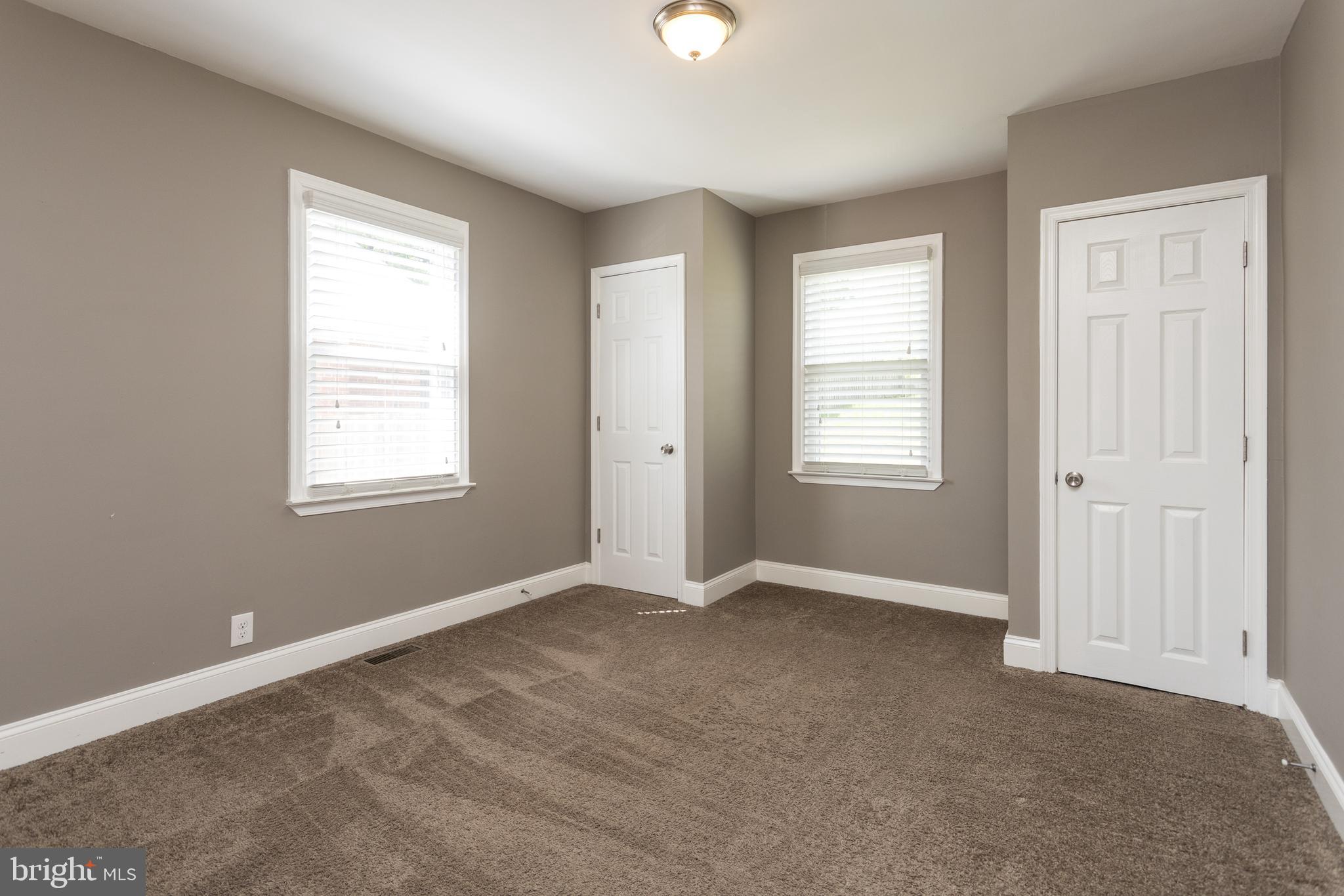 KENSINGTON - Residential