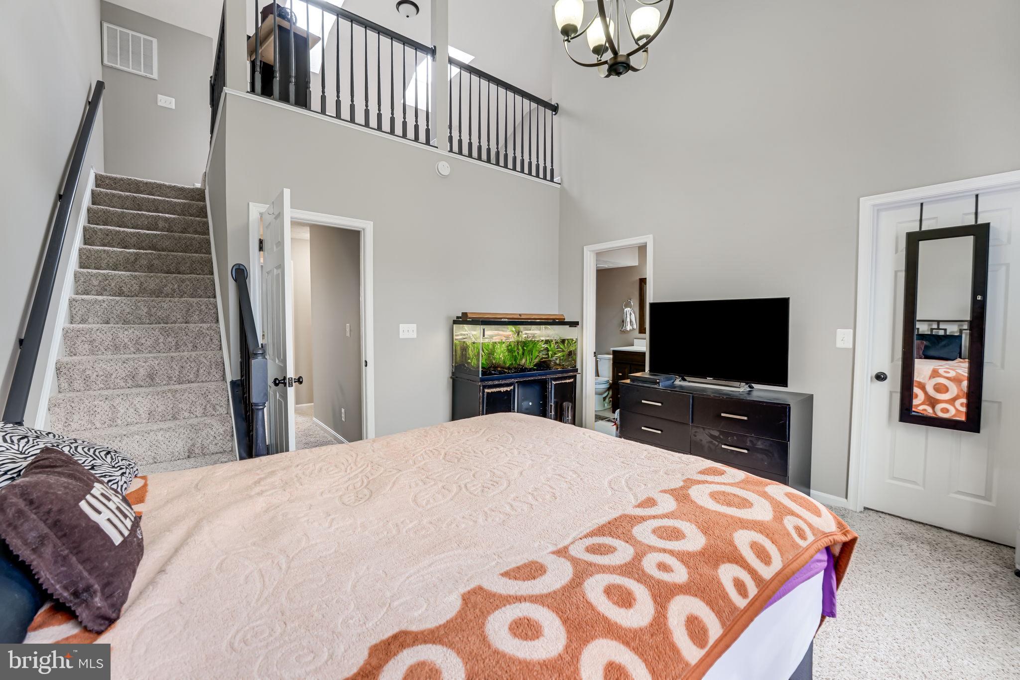 HAMPTON OAKS - Residential