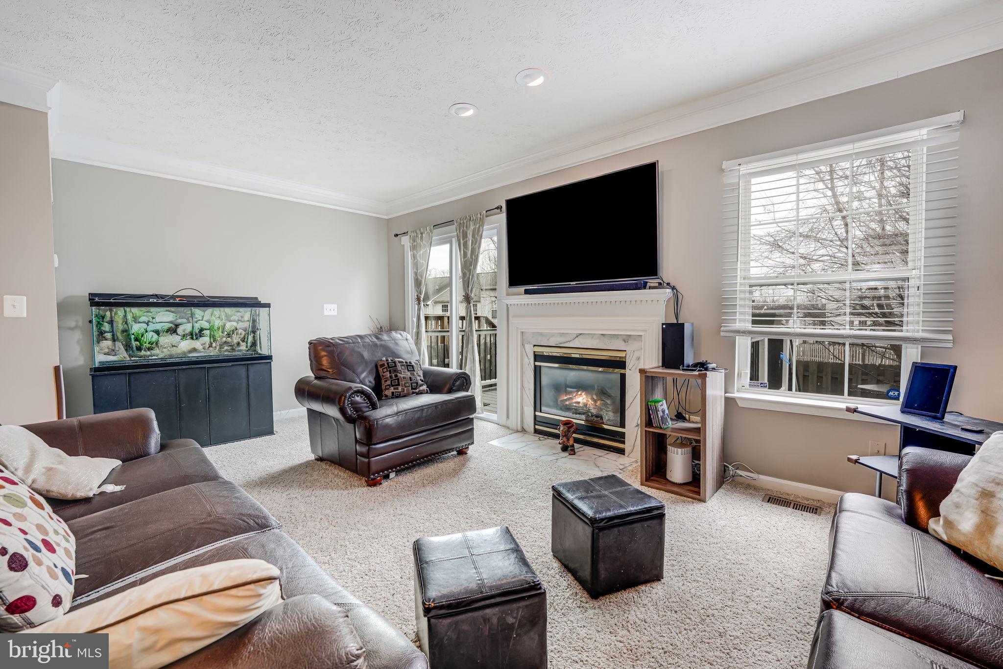 HAMPTON OAKS - Residential