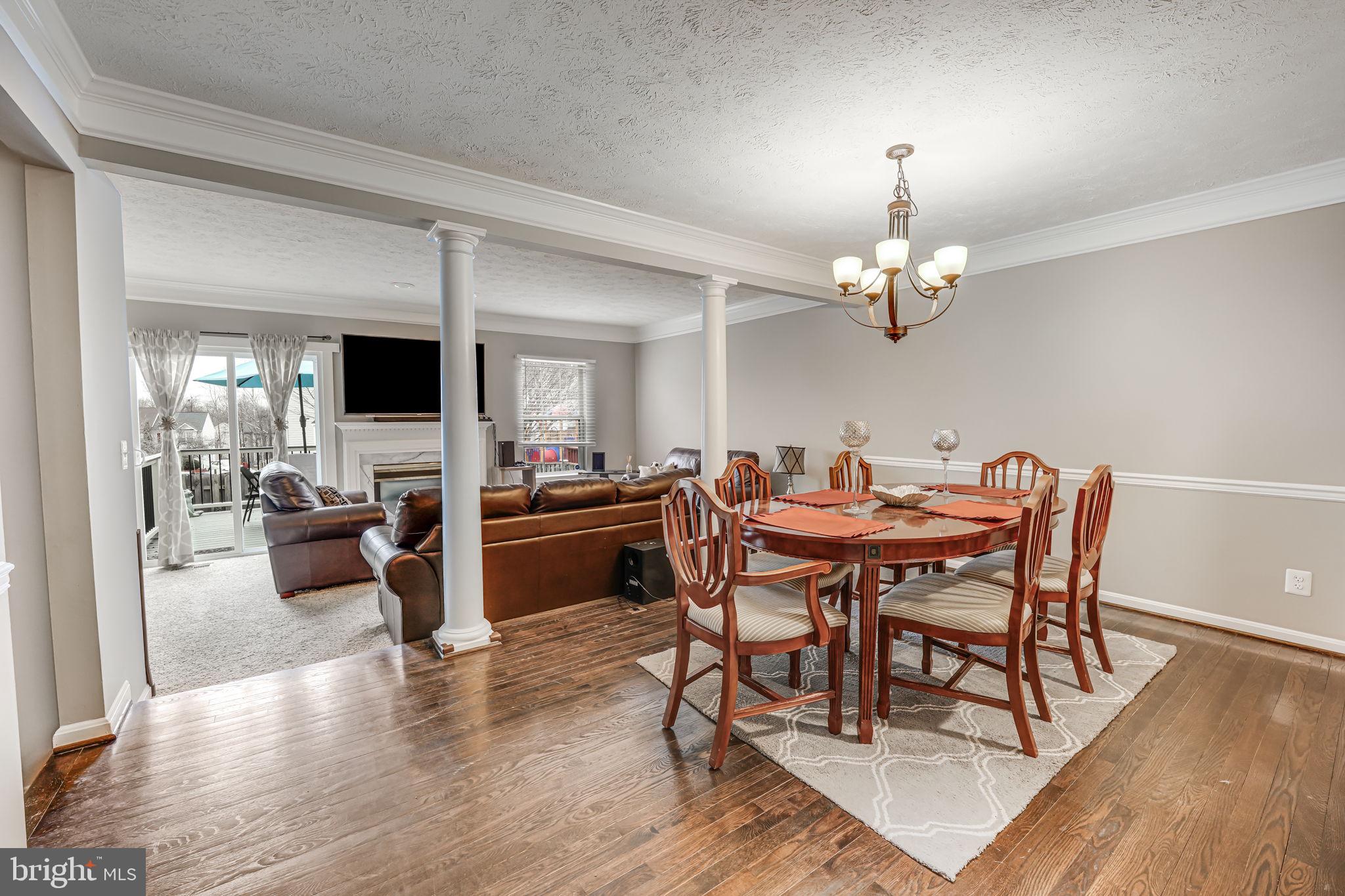 HAMPTON OAKS - Residential