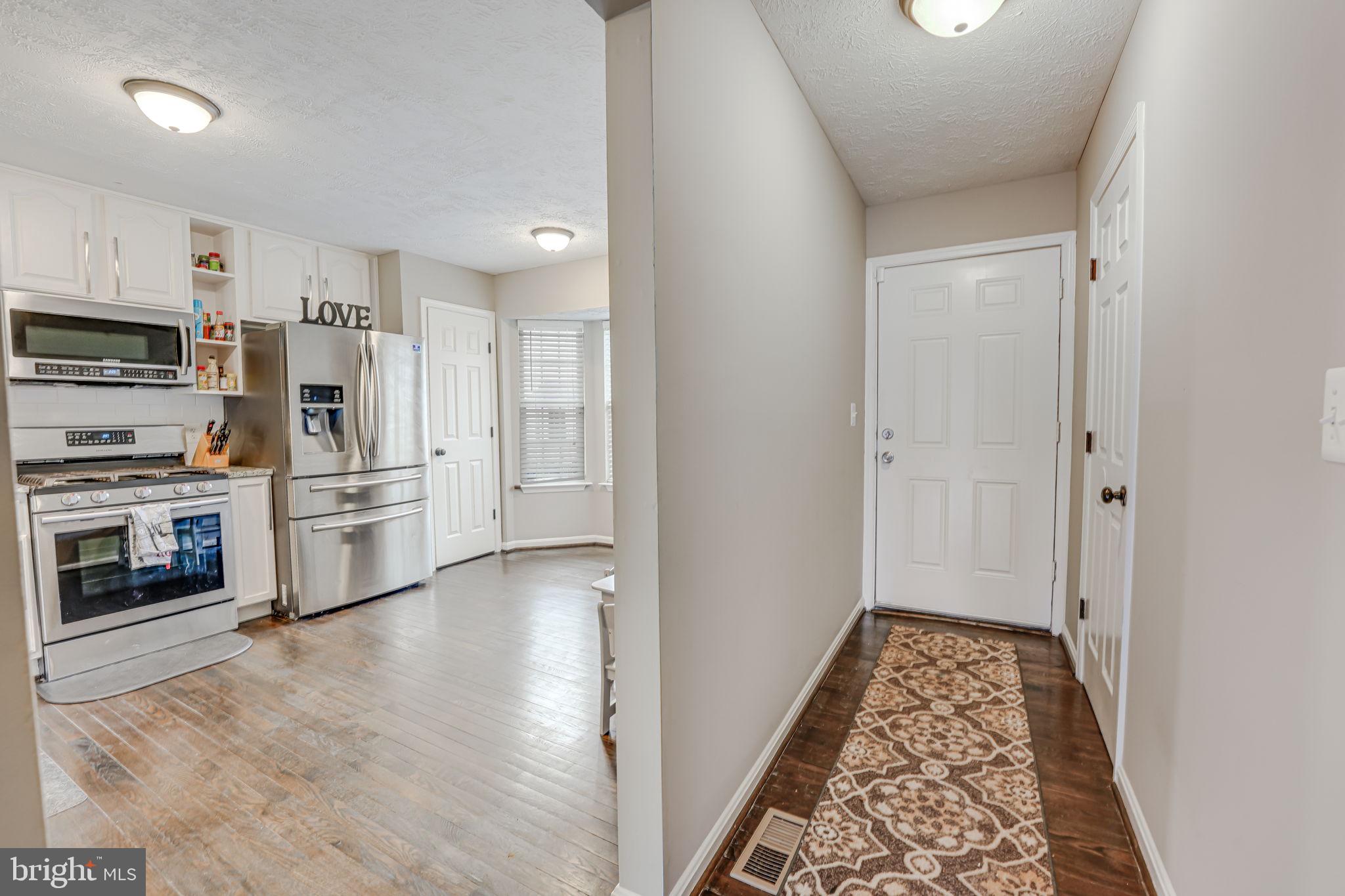 HAMPTON OAKS - Residential
