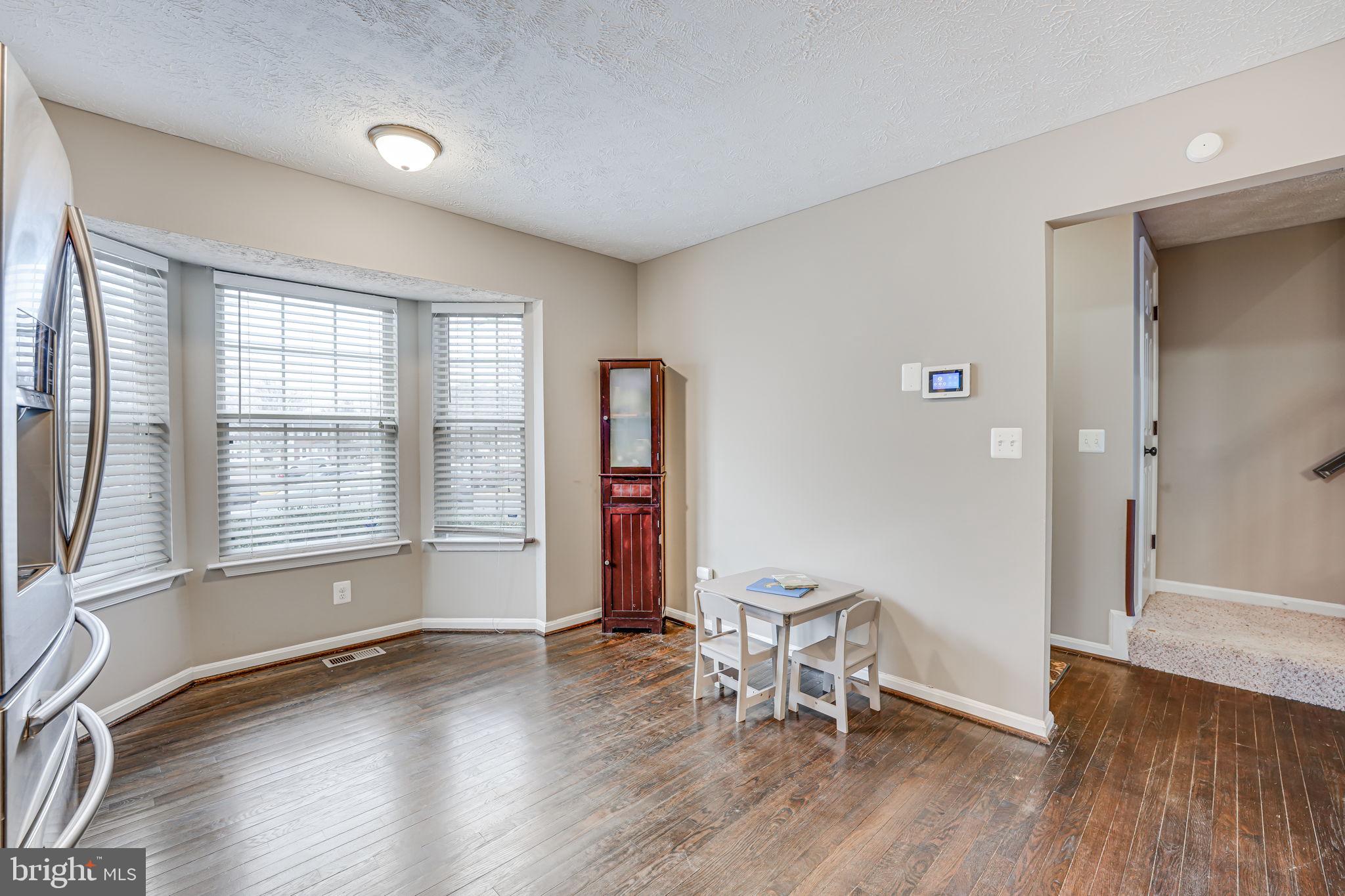 HAMPTON OAKS - Residential