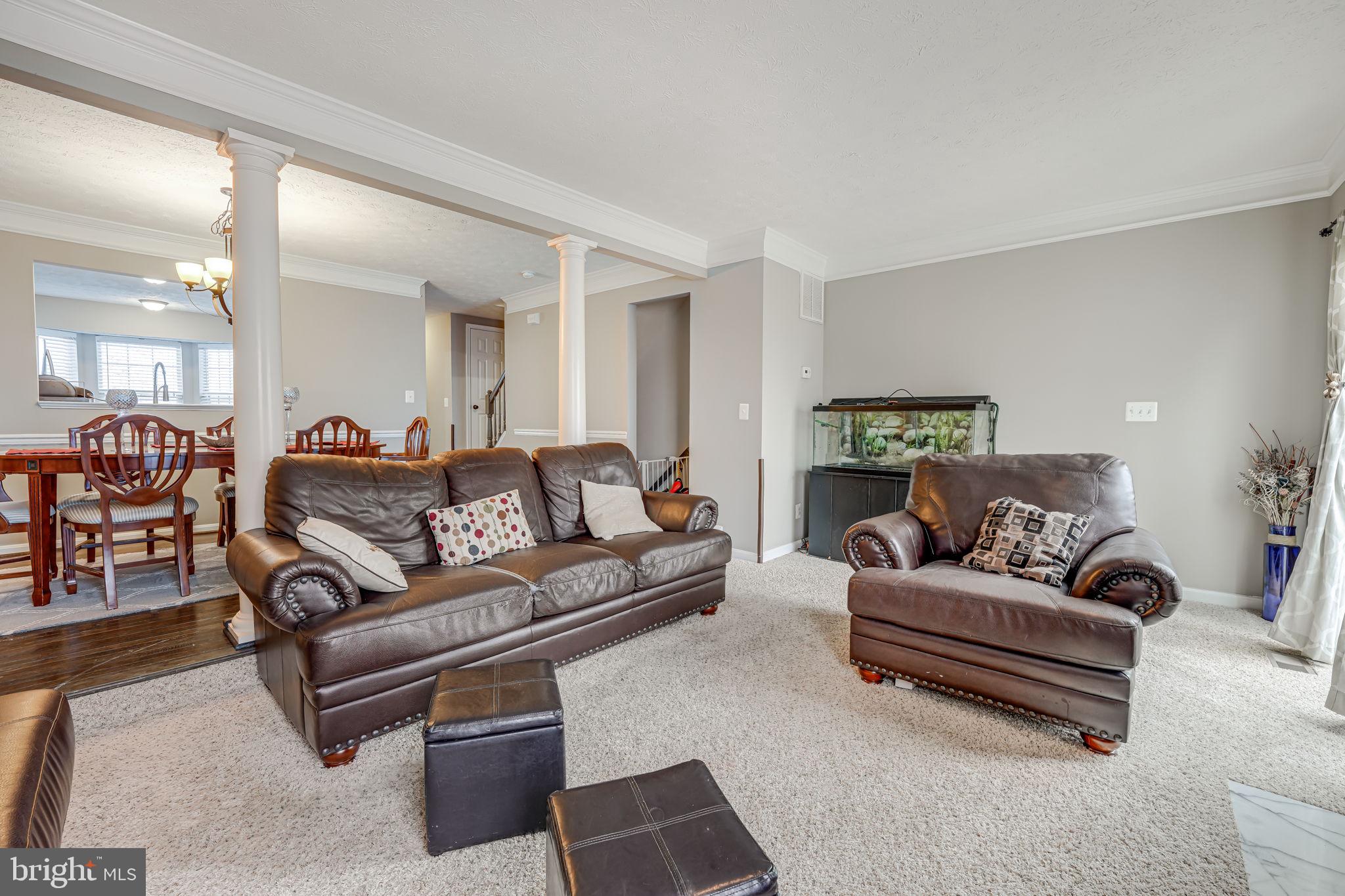 HAMPTON OAKS - Residential