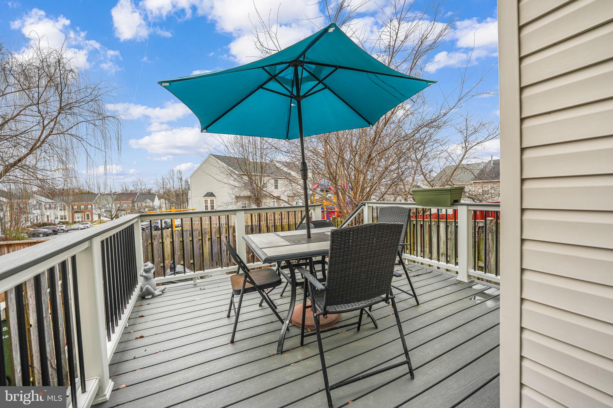 HAMPTON OAKS - Residential