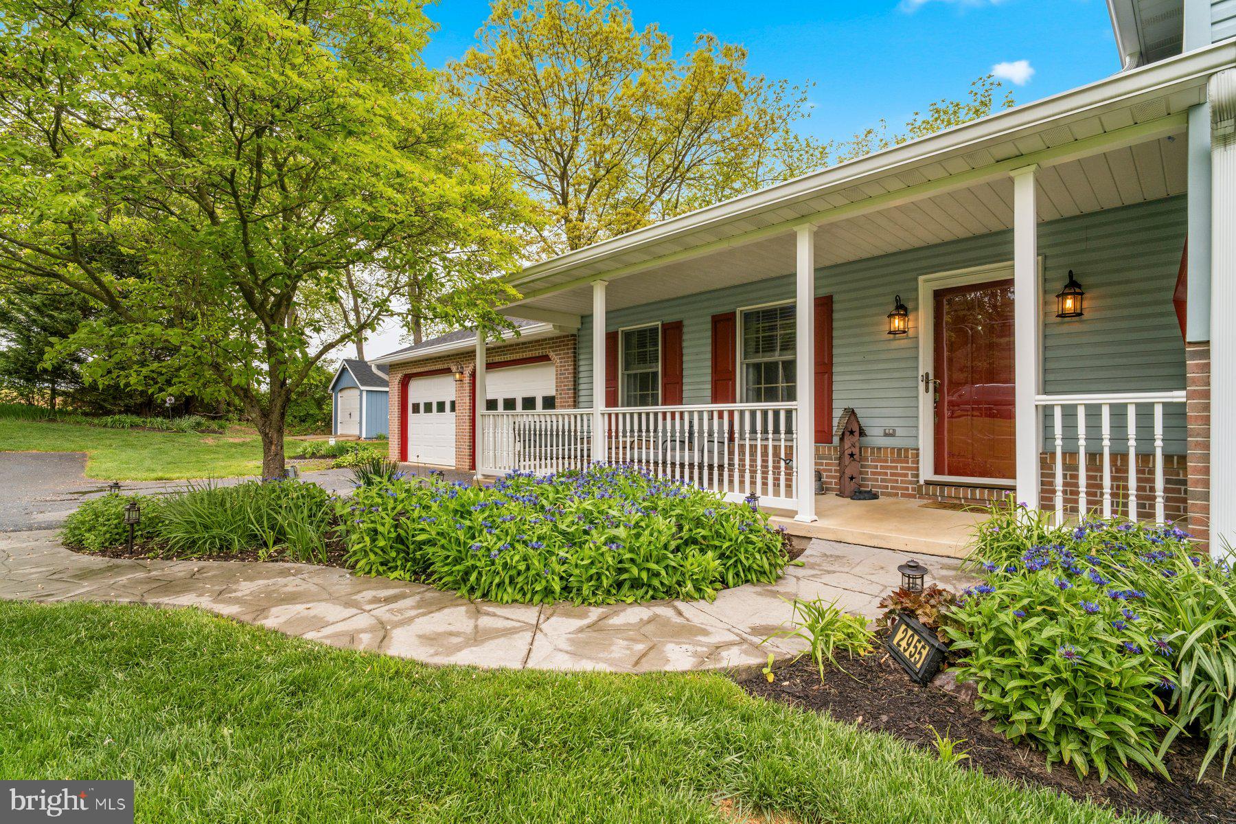 2955 SUMMER DRIVE