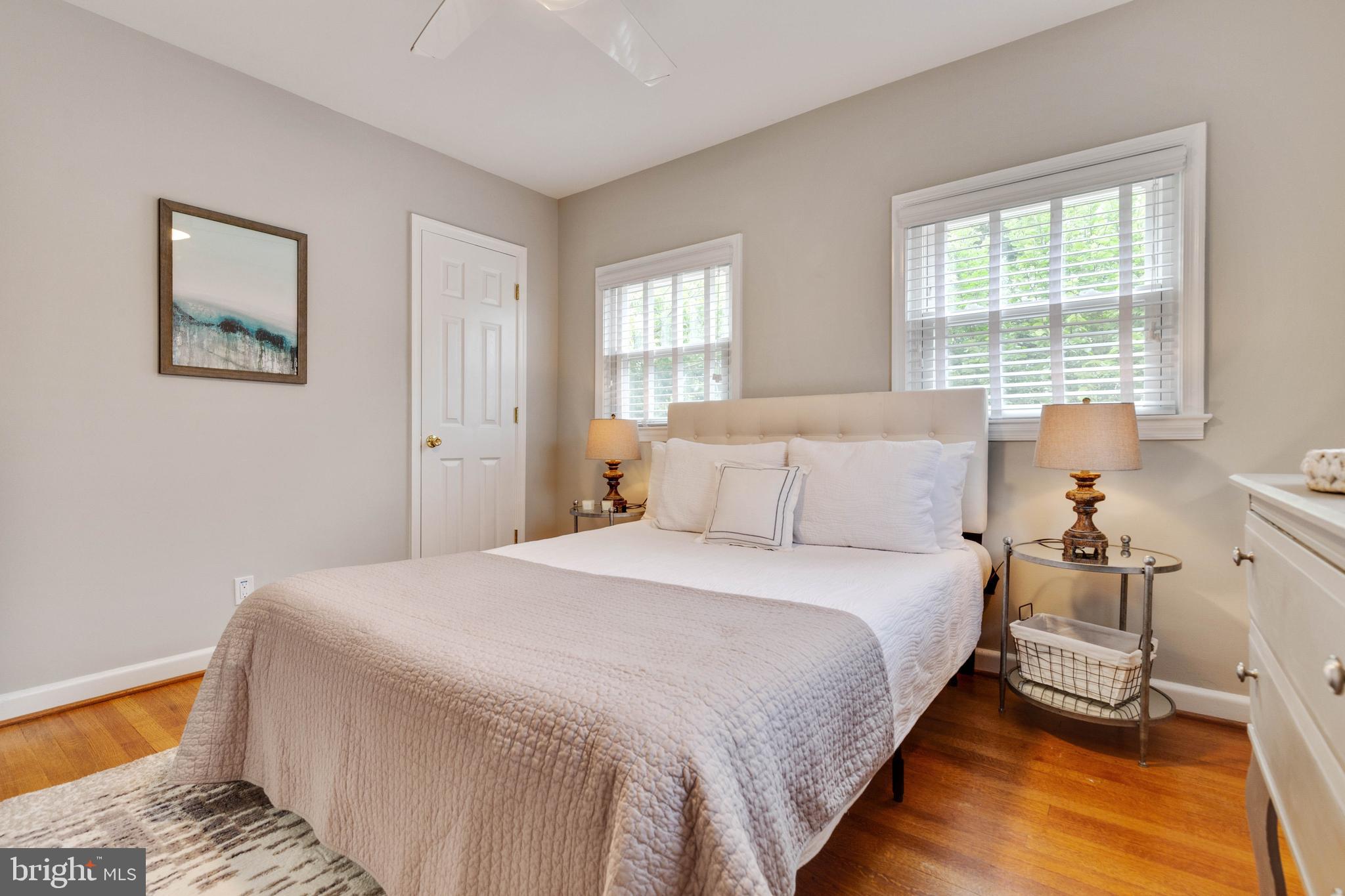 ROSEMONT PARK - Residential