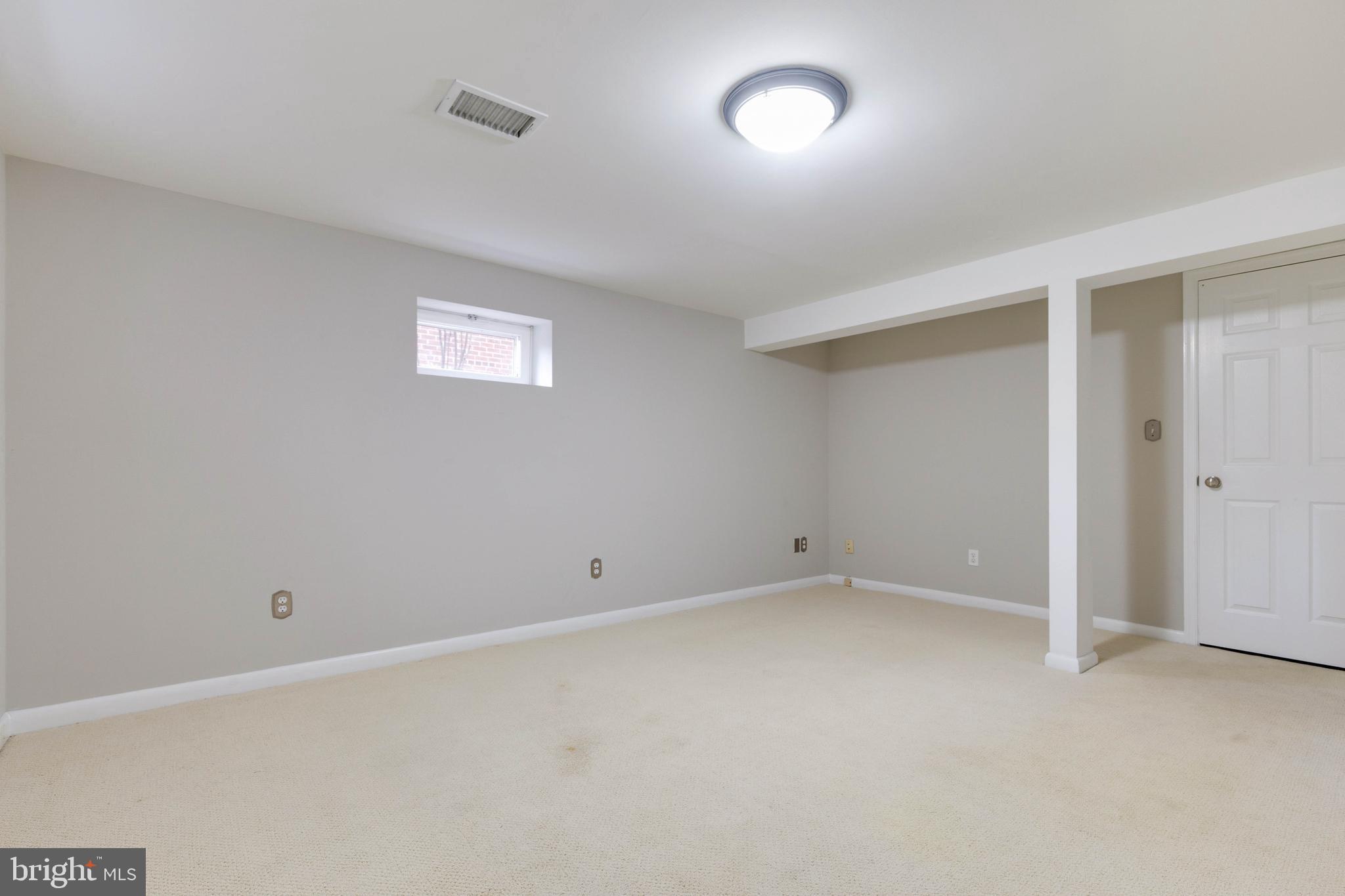 ROSEMONT PARK - Residential