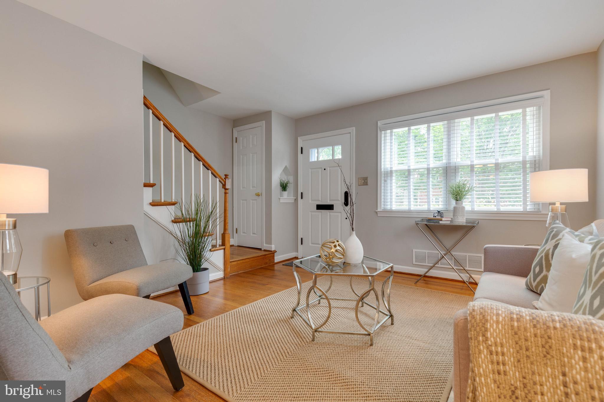 ROSEMONT PARK - Residential