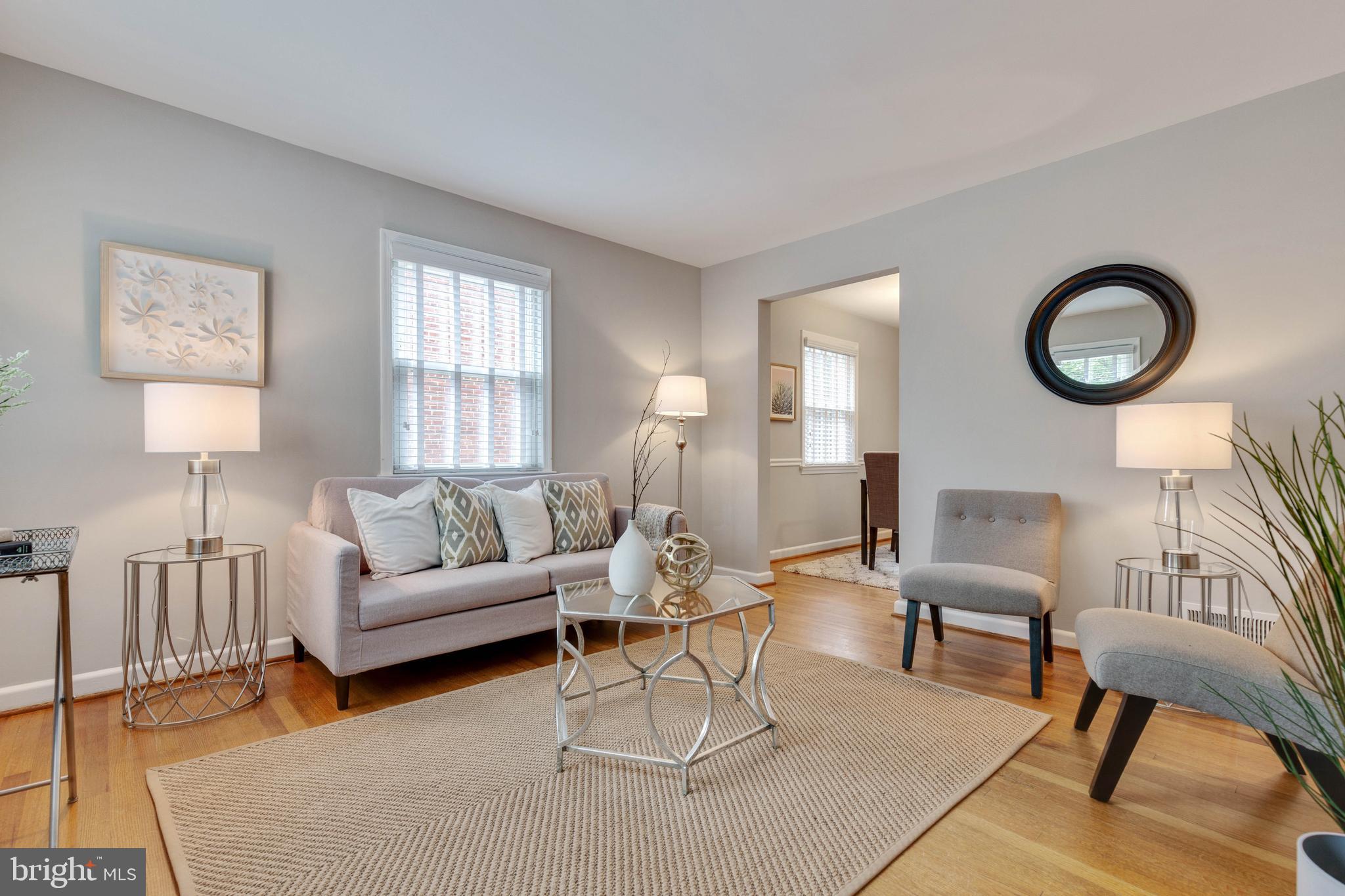 ROSEMONT PARK - Residential