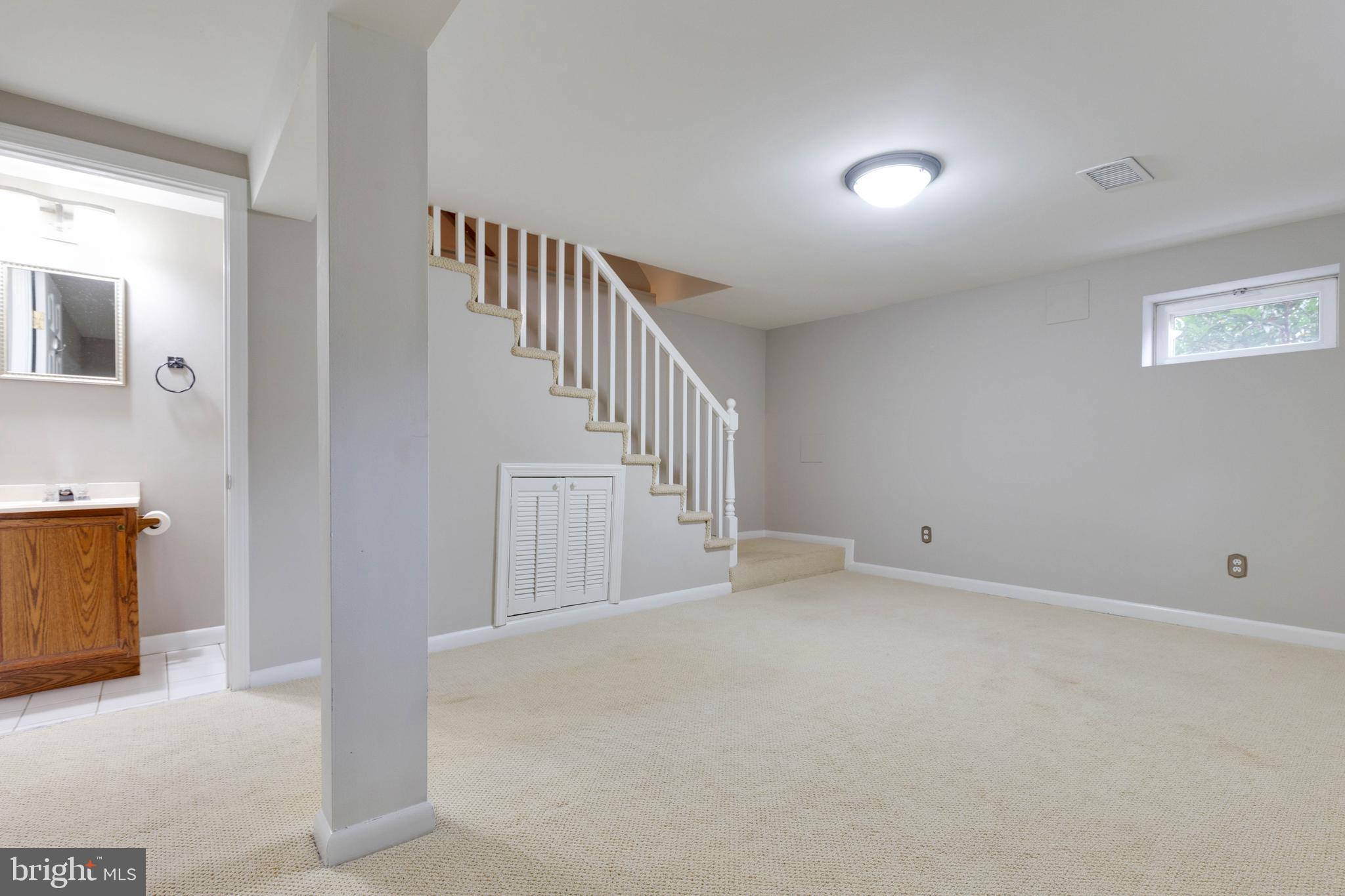 ROSEMONT PARK - Residential