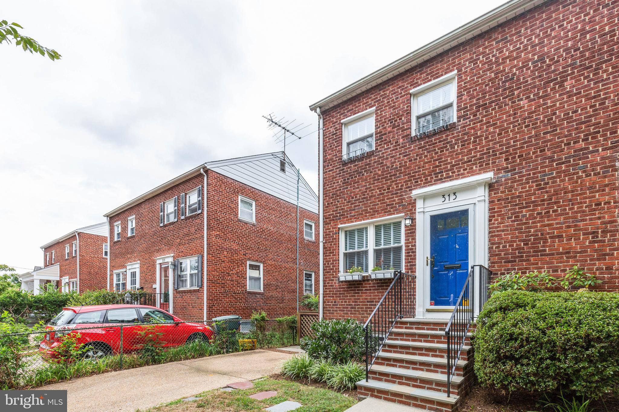 ROSEMONT PARK - Residential