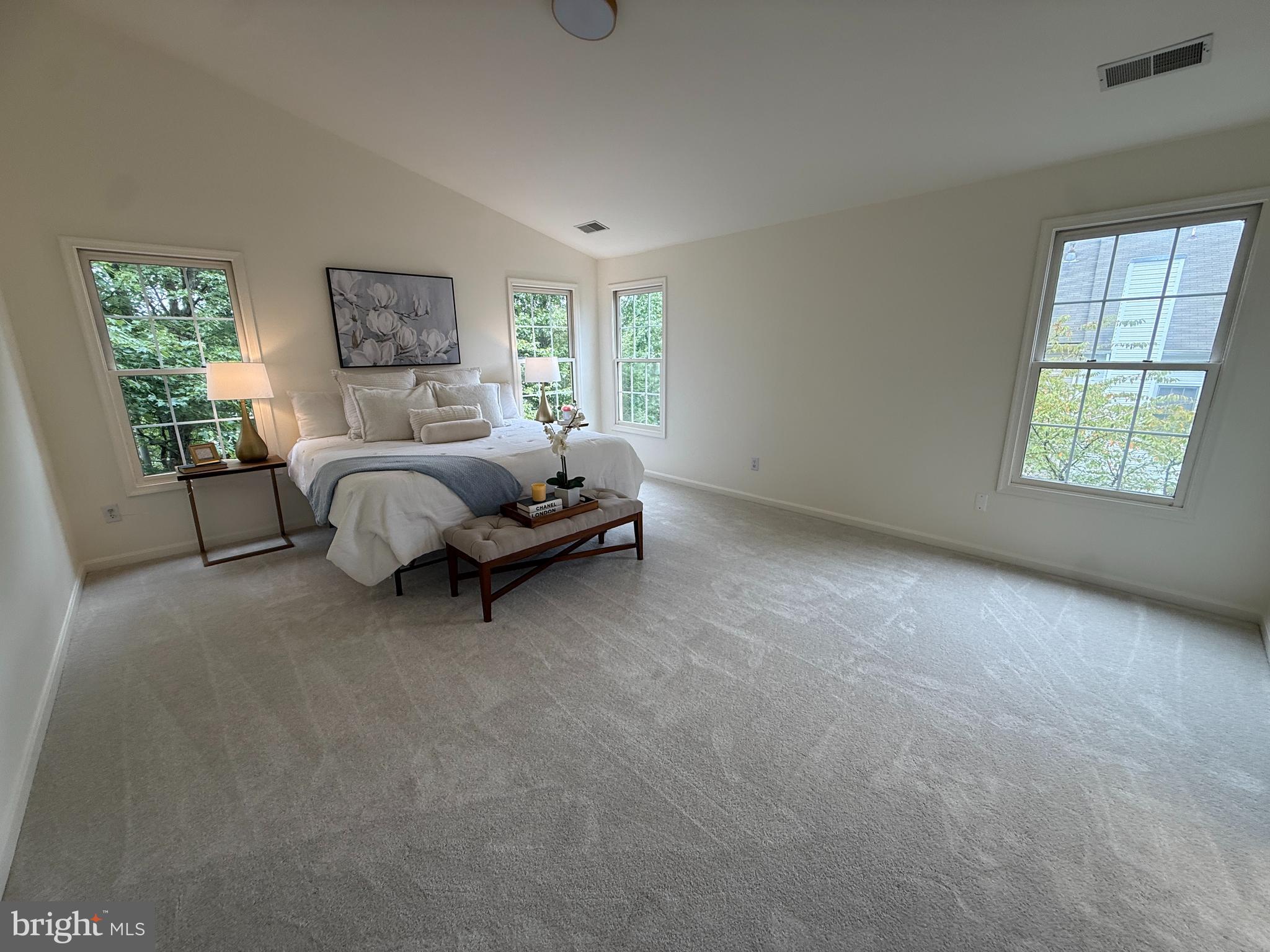 KINGSTOWNE - Residential