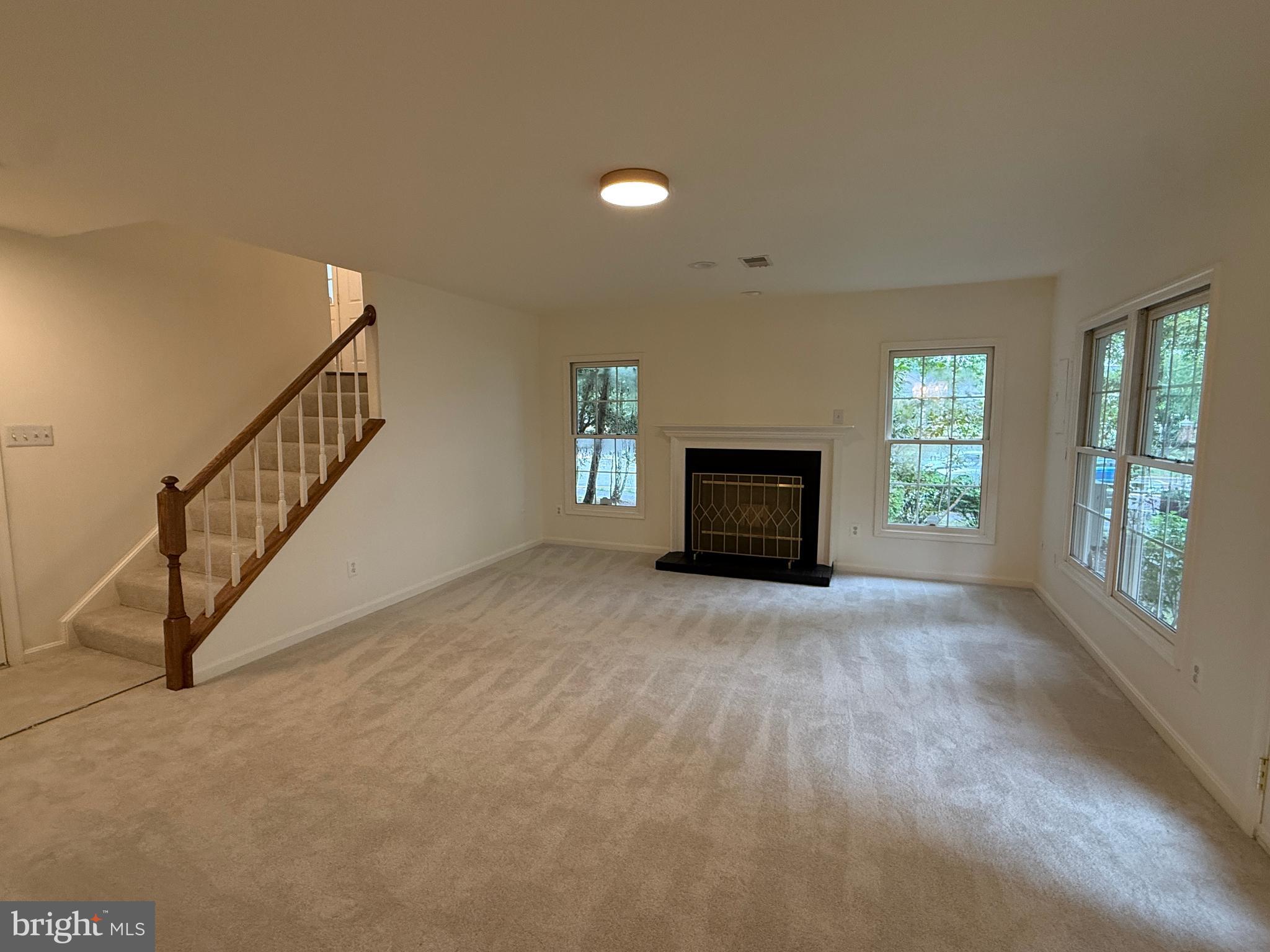 KINGSTOWNE - Residential