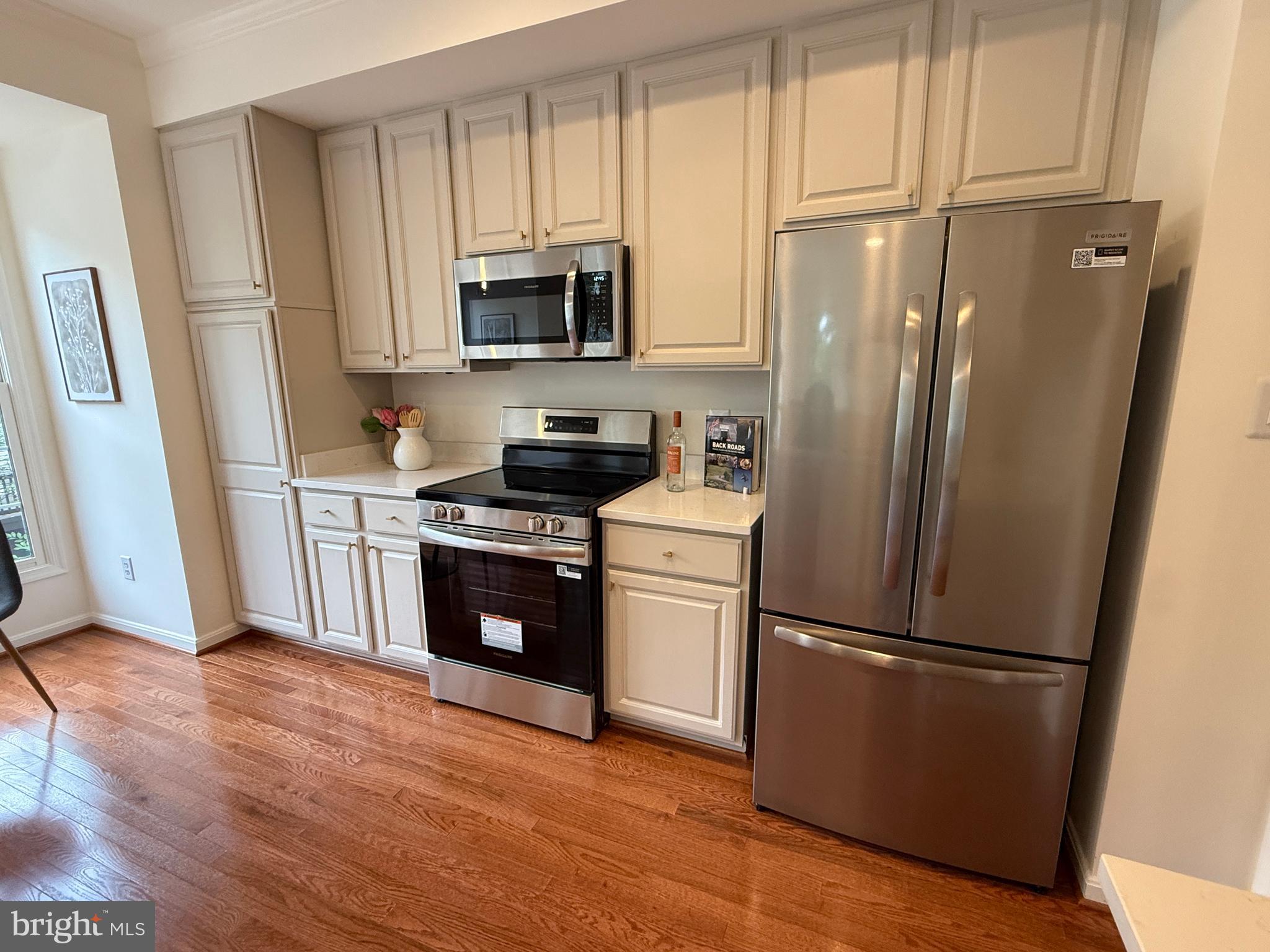 KINGSTOWNE - Residential