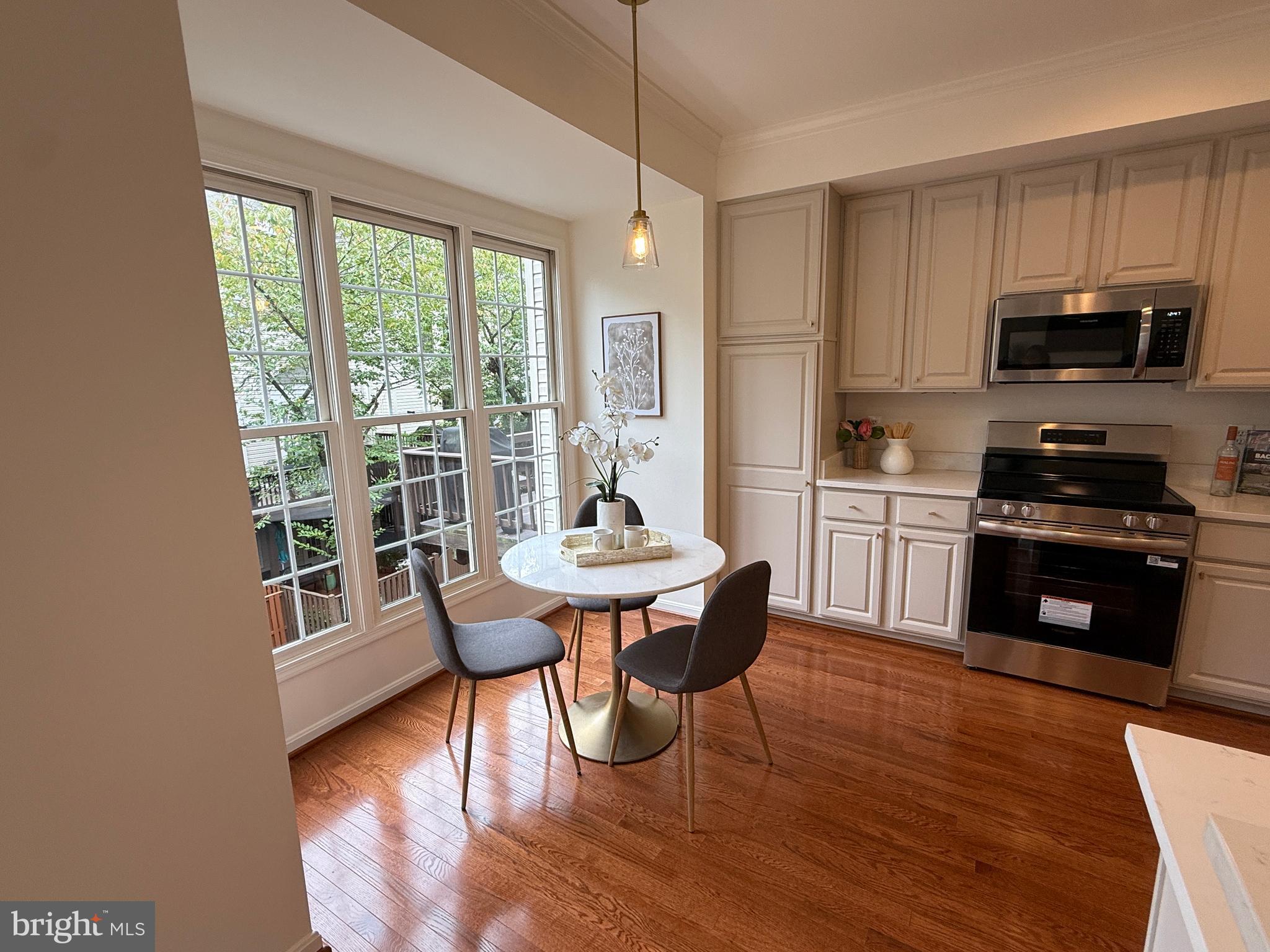 KINGSTOWNE - Residential