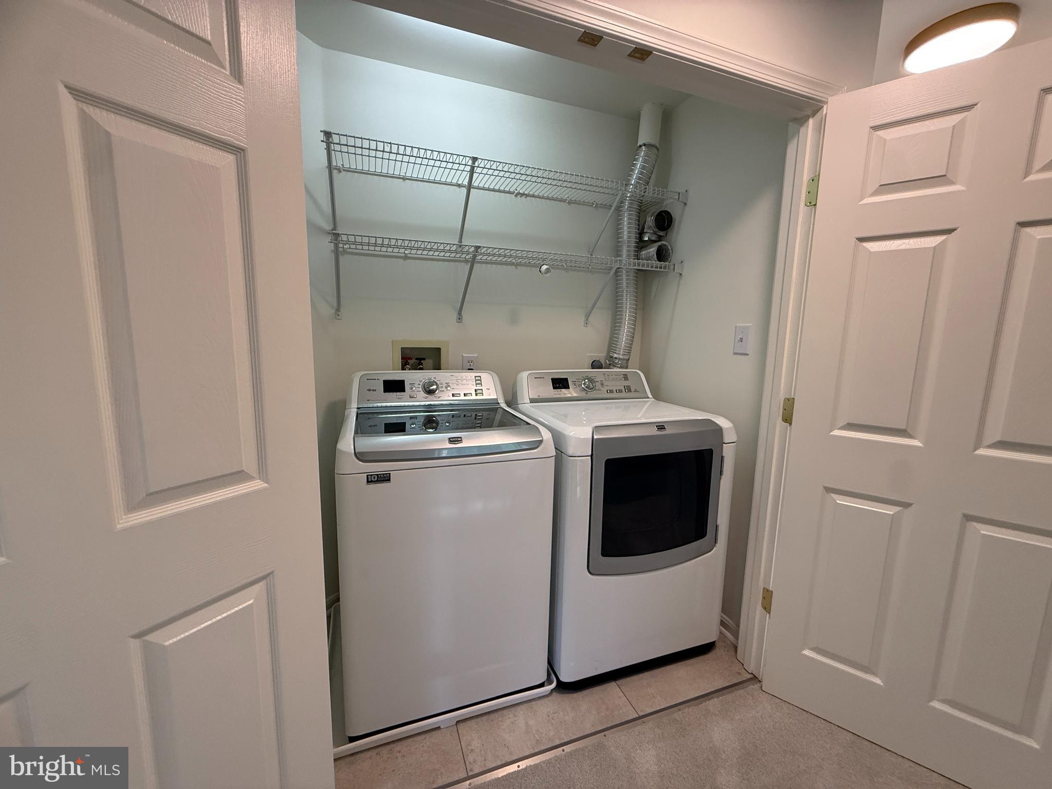 KINGSTOWNE - Residential