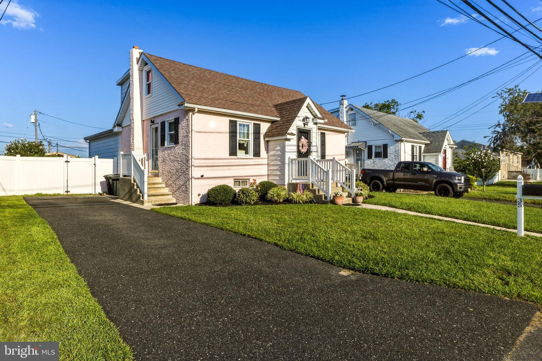 35 ARLINE AVENUE