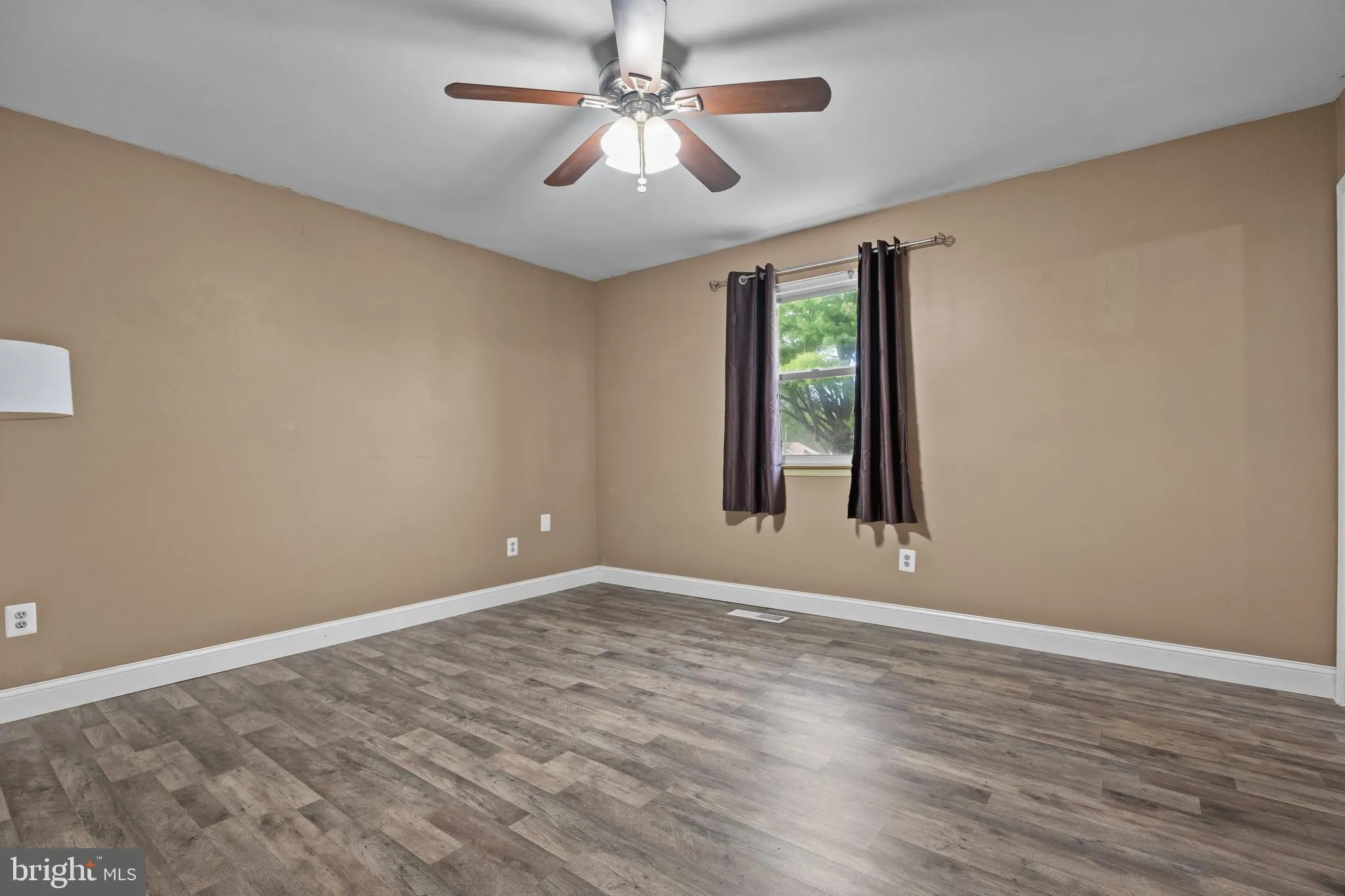 Bensalem, Pennsylvania 19020, United States, 3 Bedrooms Bedrooms, ,2 BathroomsBathrooms,Residential,Active,202082