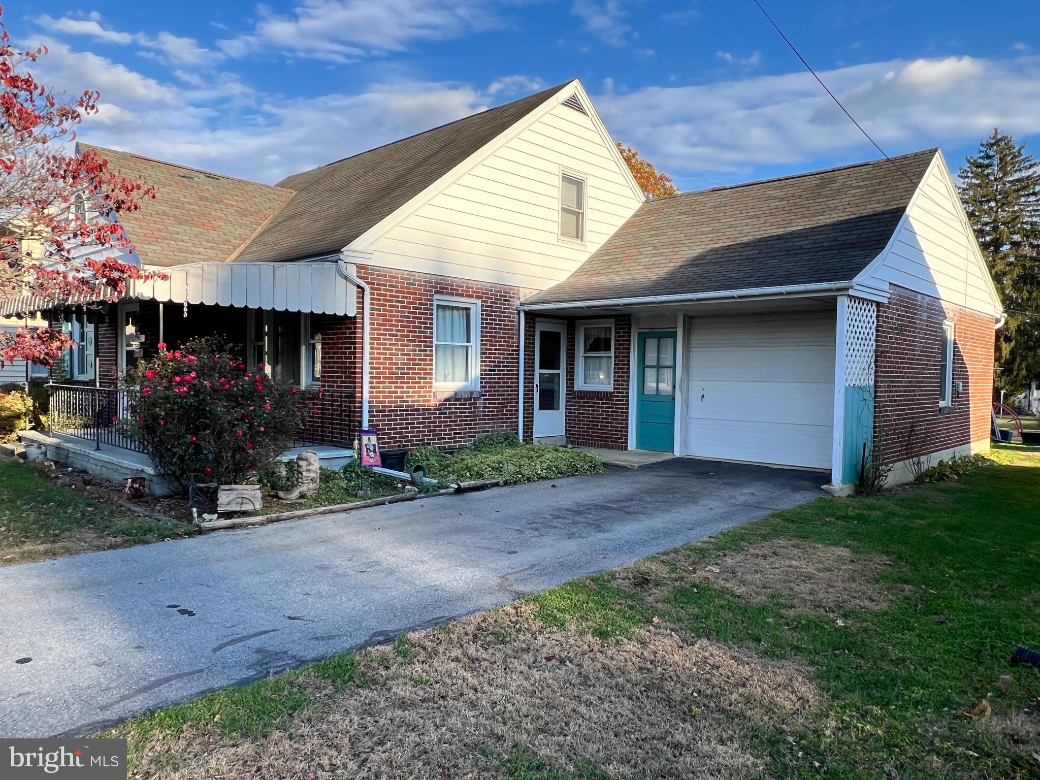 327 W FERDINAND STREET